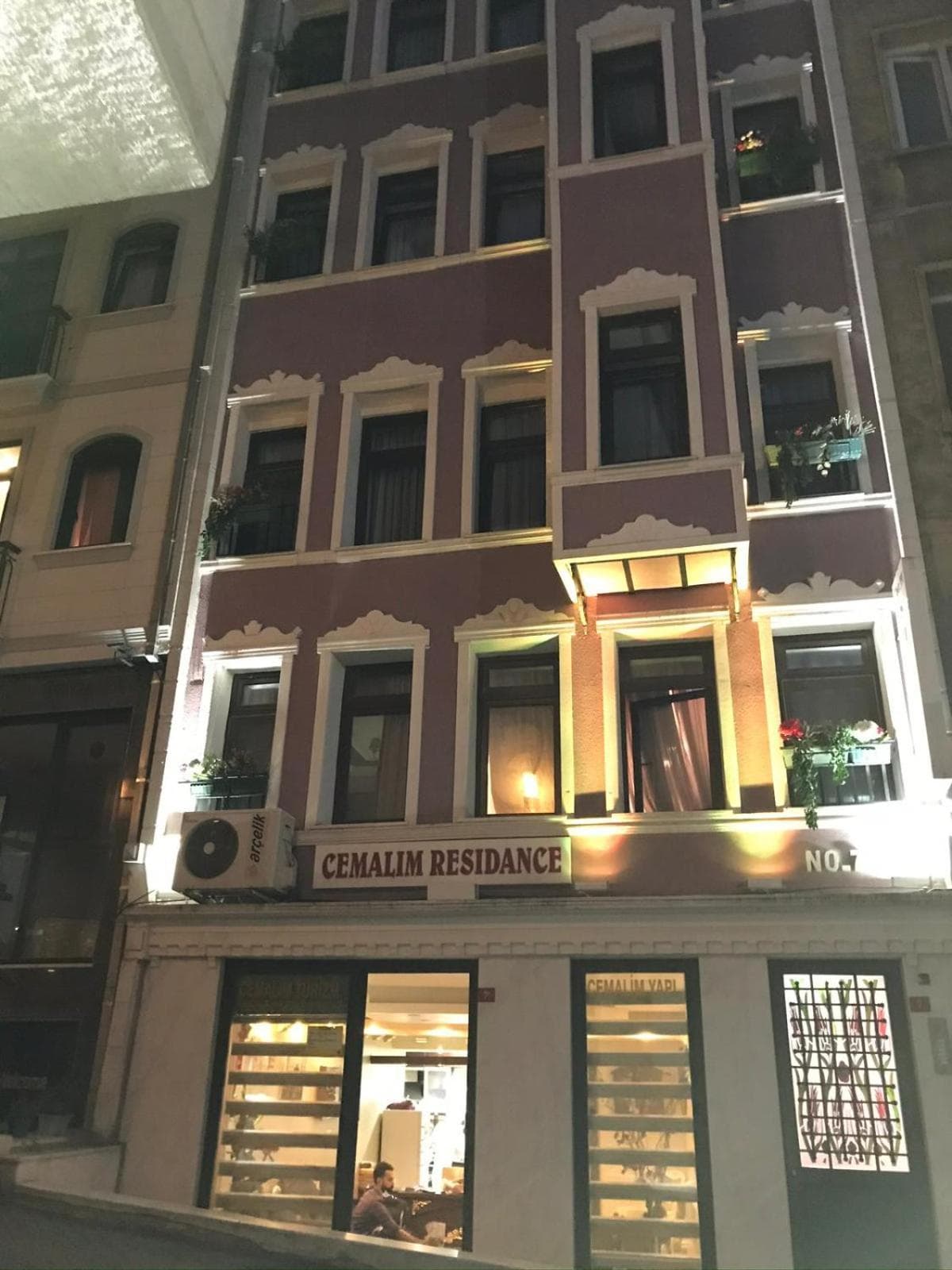 TAKSİM CMLM Suit, Istanbul