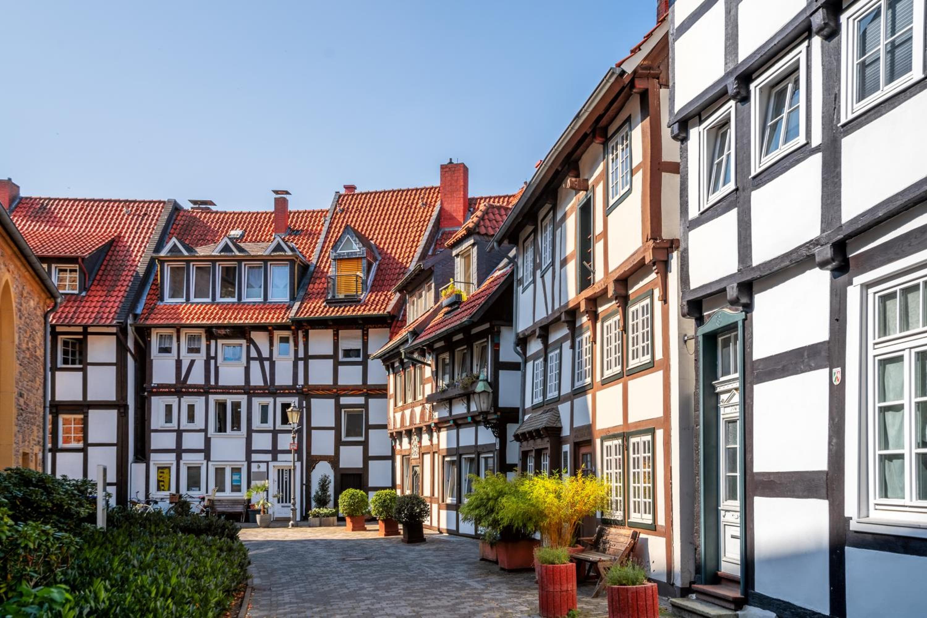 STAYERY Gütersloh Hauptbahnhof & City Center - alle Zimmer mit Klimaanlage, Gütersloh