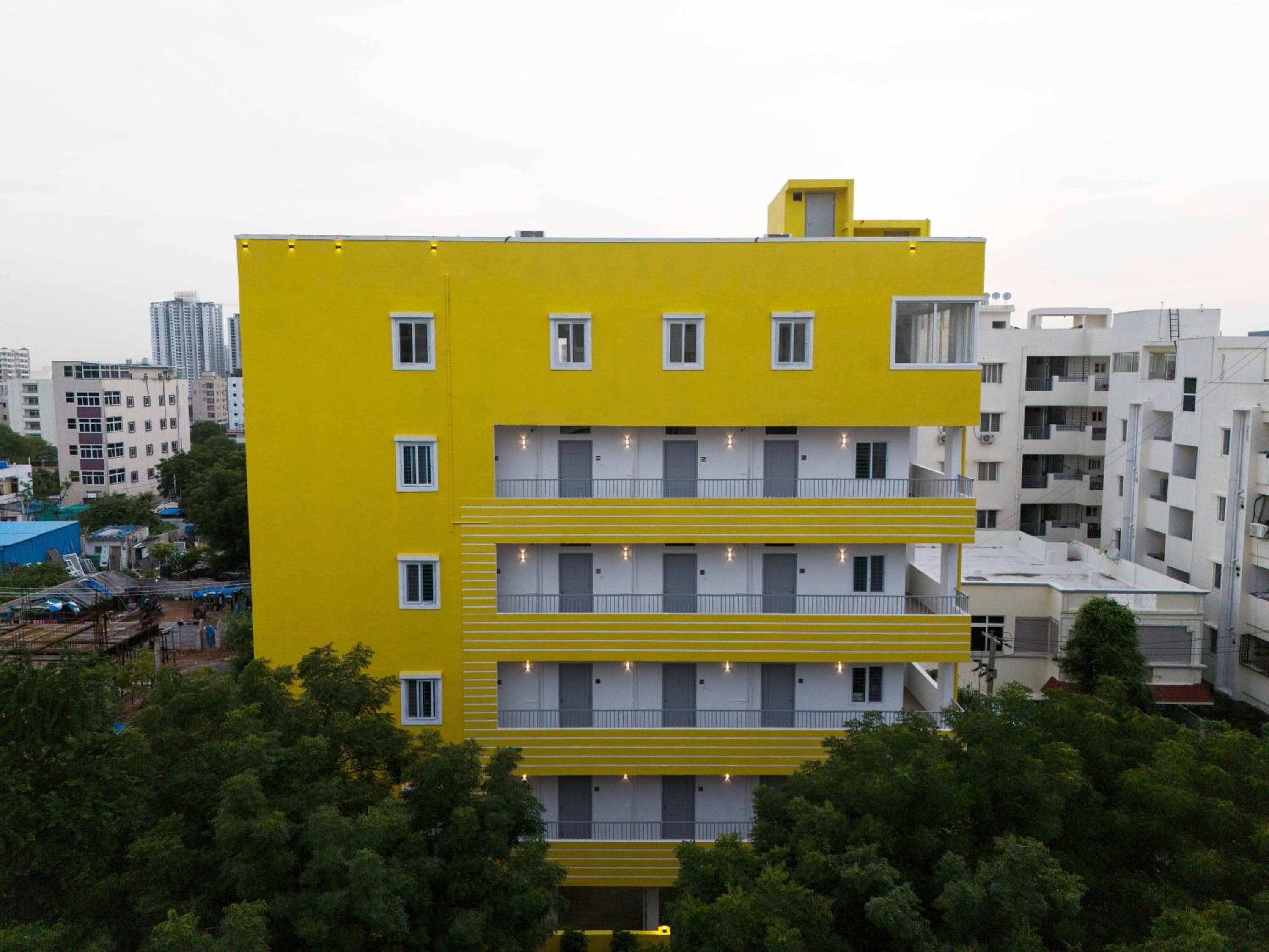 Yellow Bells Studios And Suites, Gachibowli