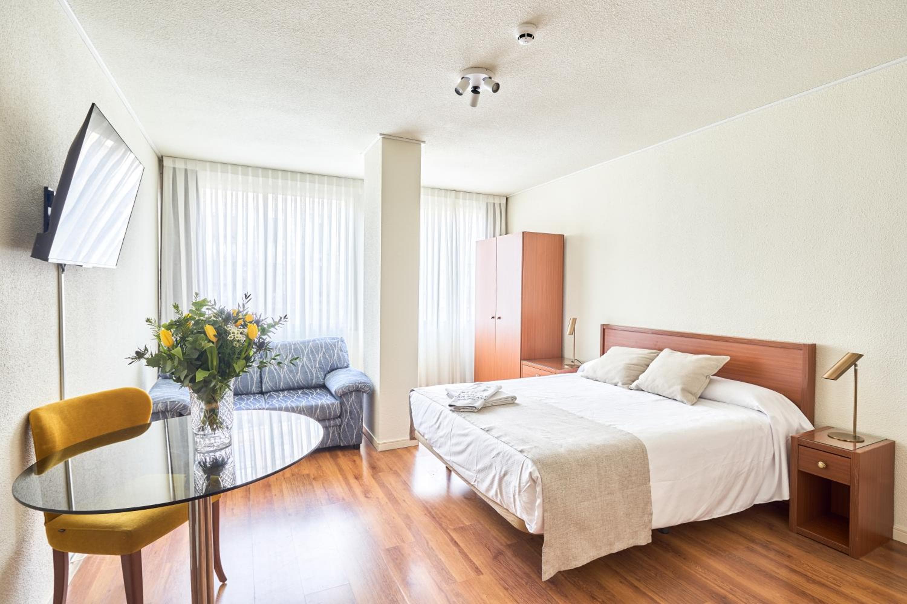 Apartamentos Juan Bravo, Madrid, photo 5