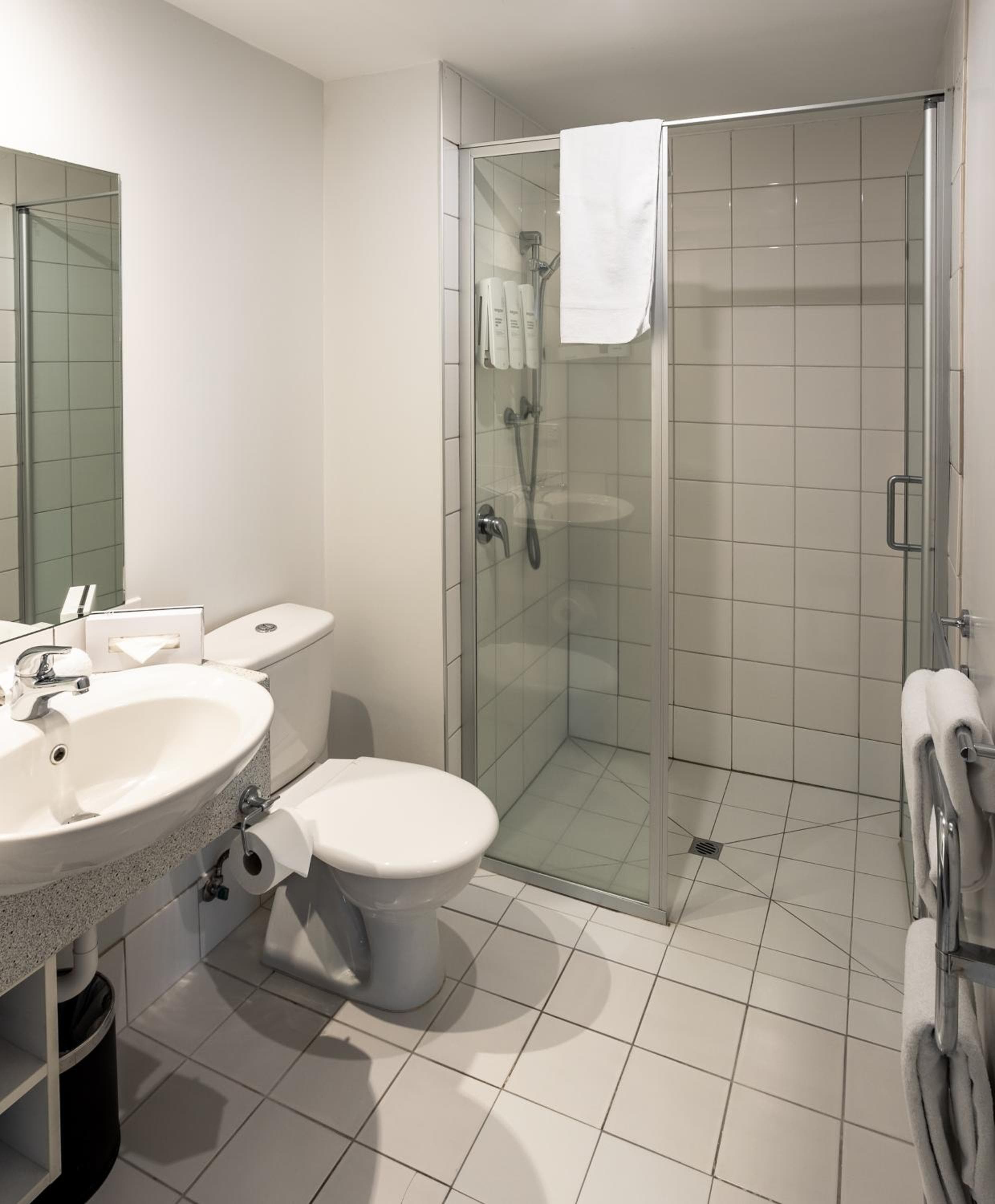 Quest Cathedral Junction Serviced Apartments, Christchurch, photo 3