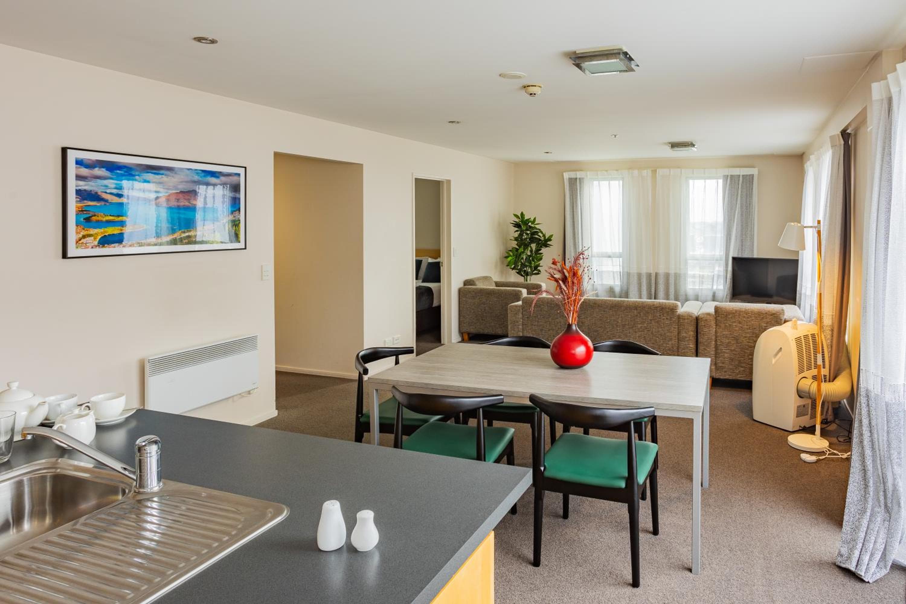 Quest Cathedral Junction Serviced Apartments, Christchurch, photo 4