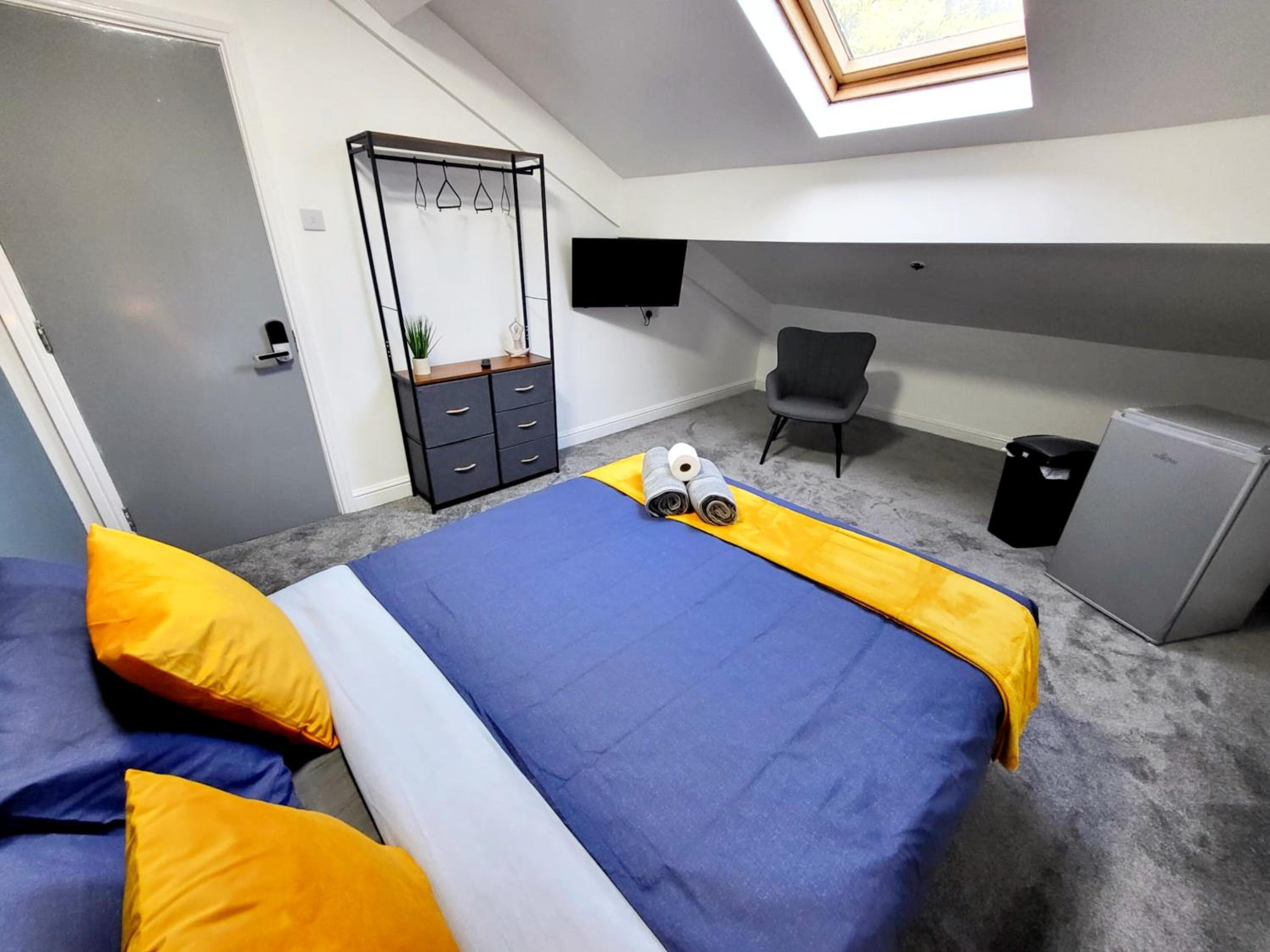 Stay Sleep Rest - Oldham, Oldham, photo 3