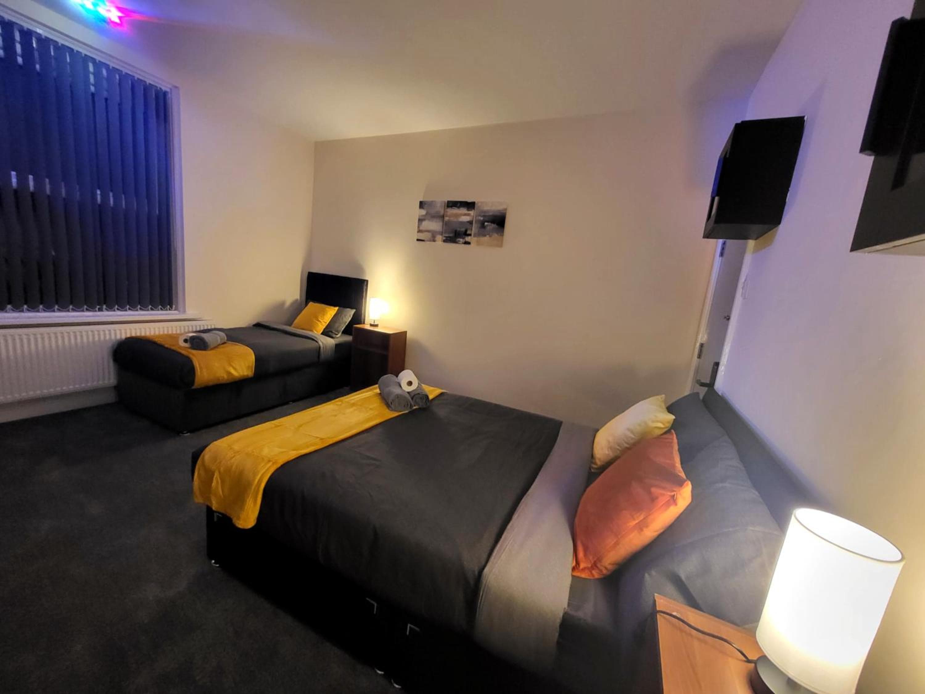 Stay Sleep Rest - Oldham, Oldham, photo 6