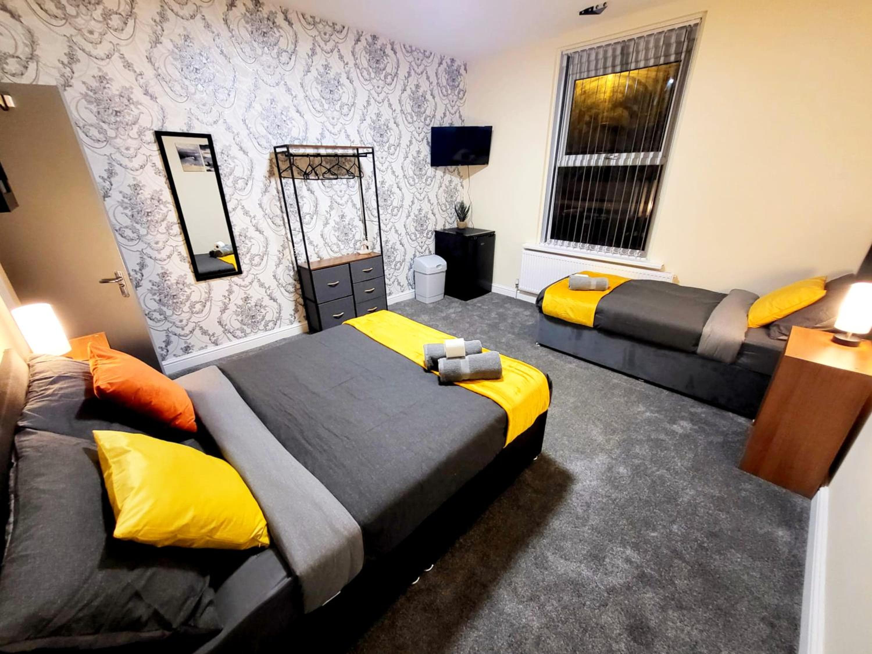 Stay Sleep Rest - Oldham, Oldham, photo 5