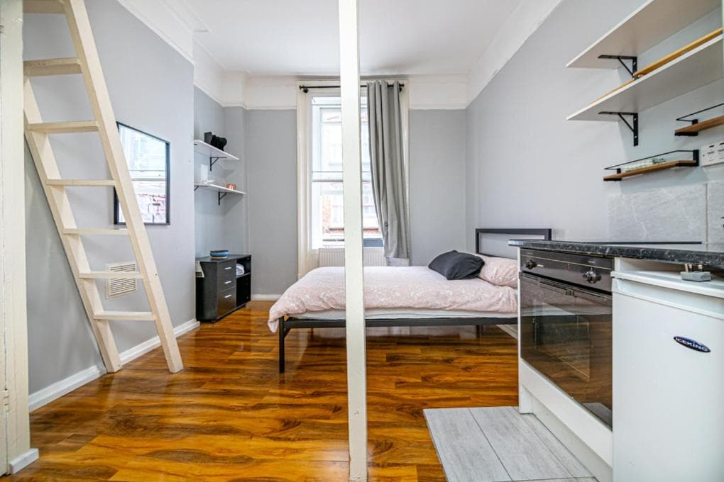 Private Room in Quirky Soho, London