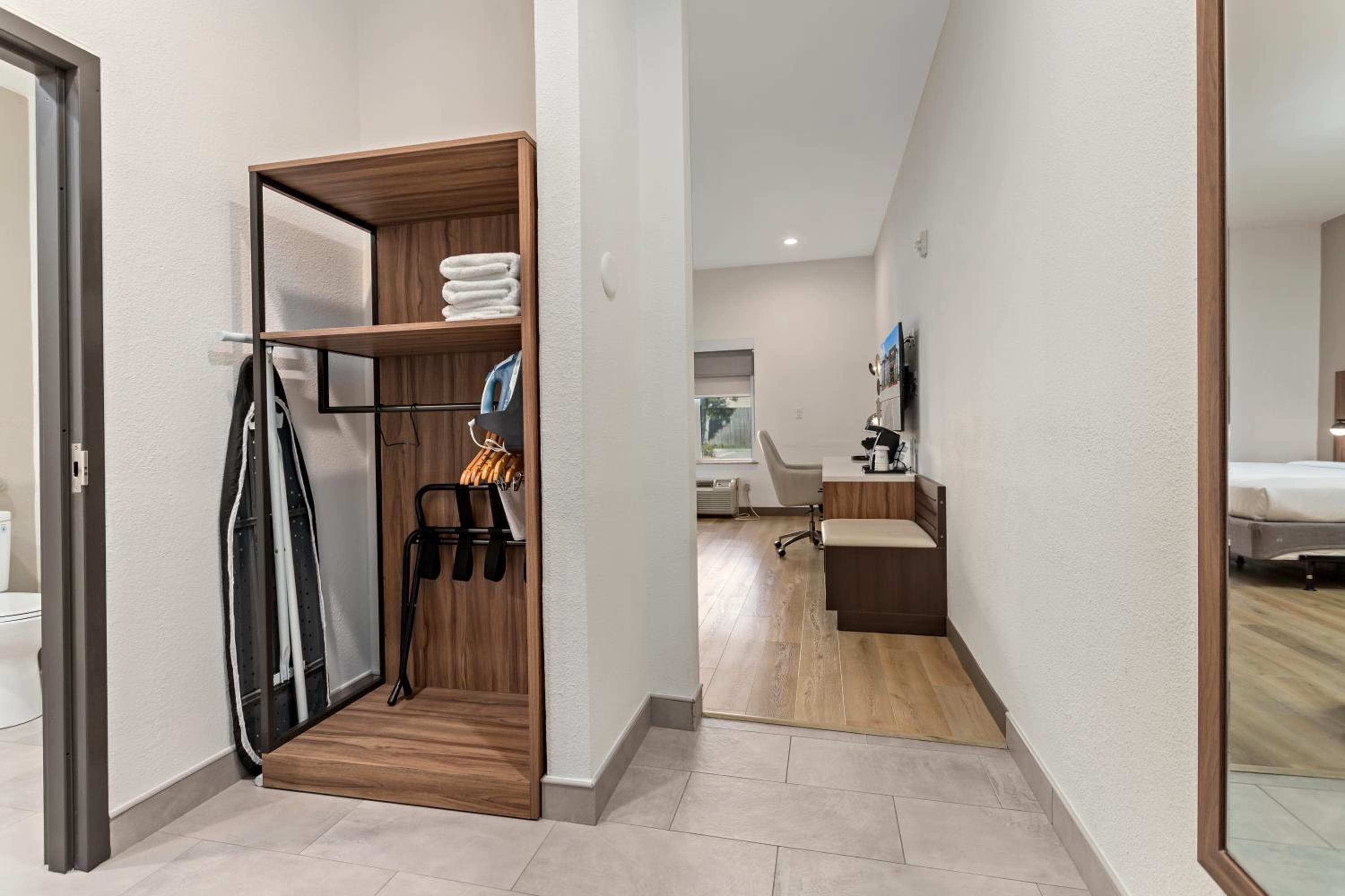Hawthorn Extended Stay by Wyndham Port Arthur, Port Arthur, photo 6