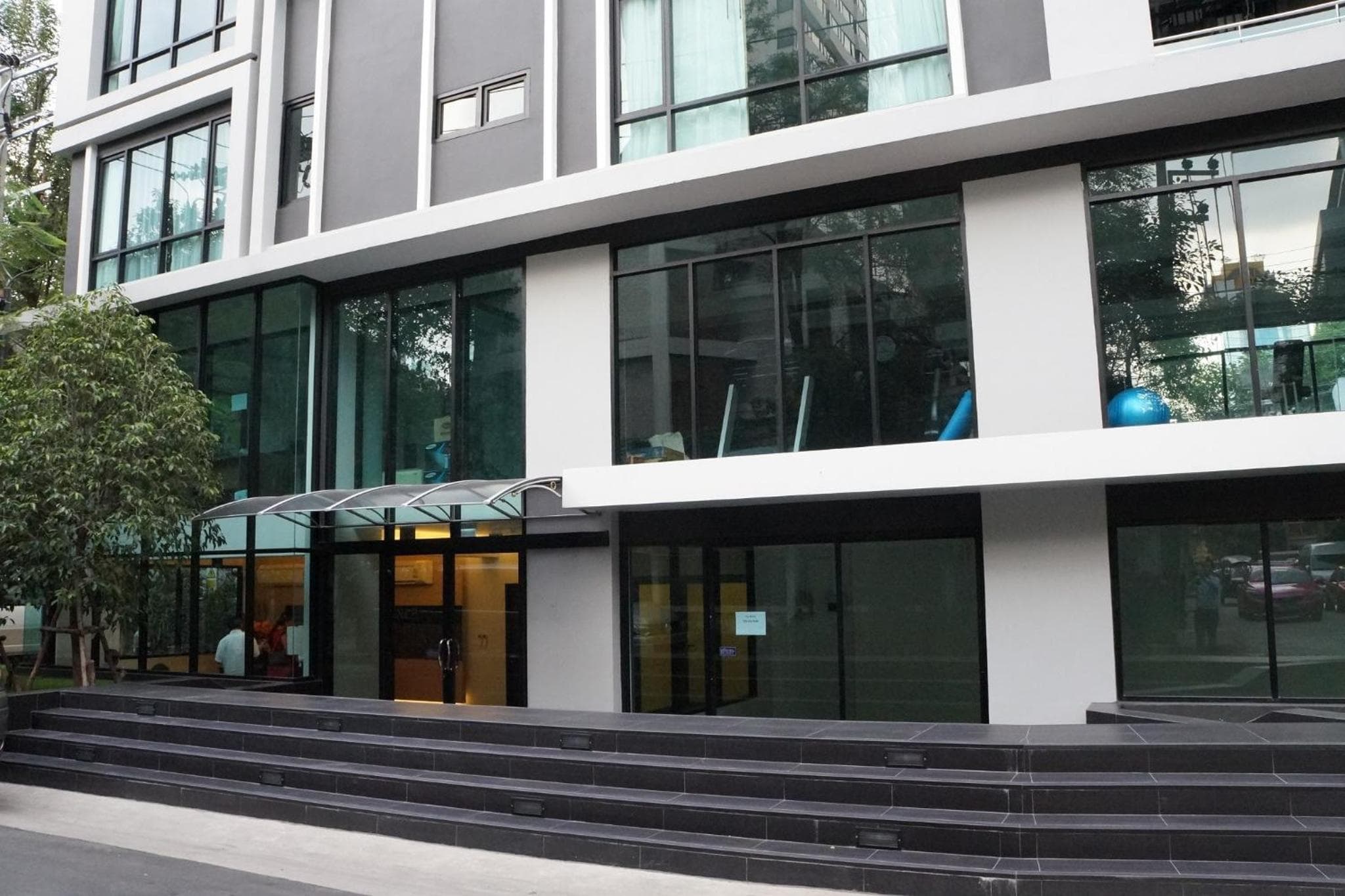 Avatar Suites Hotel - SHA Extra Plus, Bangkok