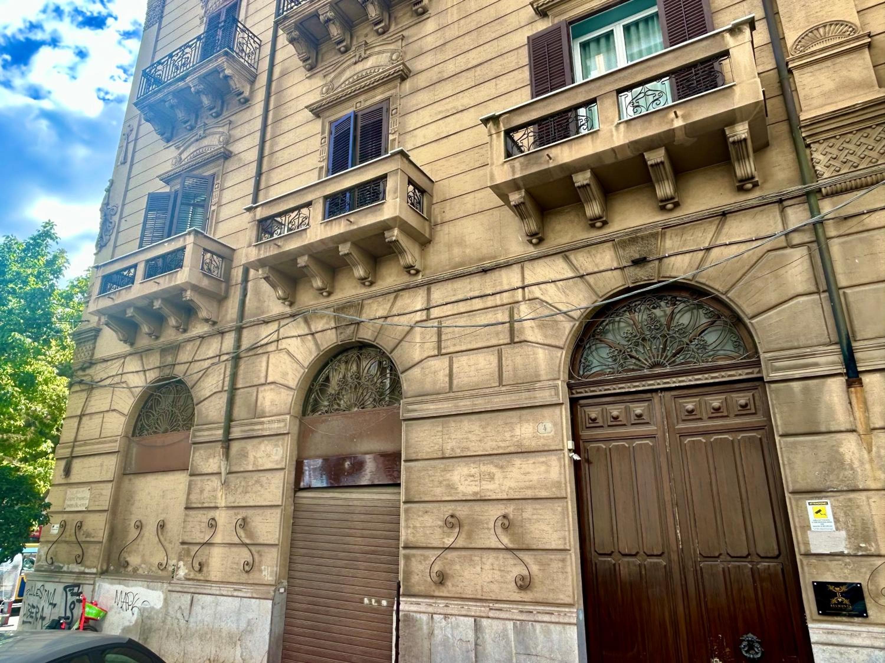 Belmonte LR Collection, Palermo