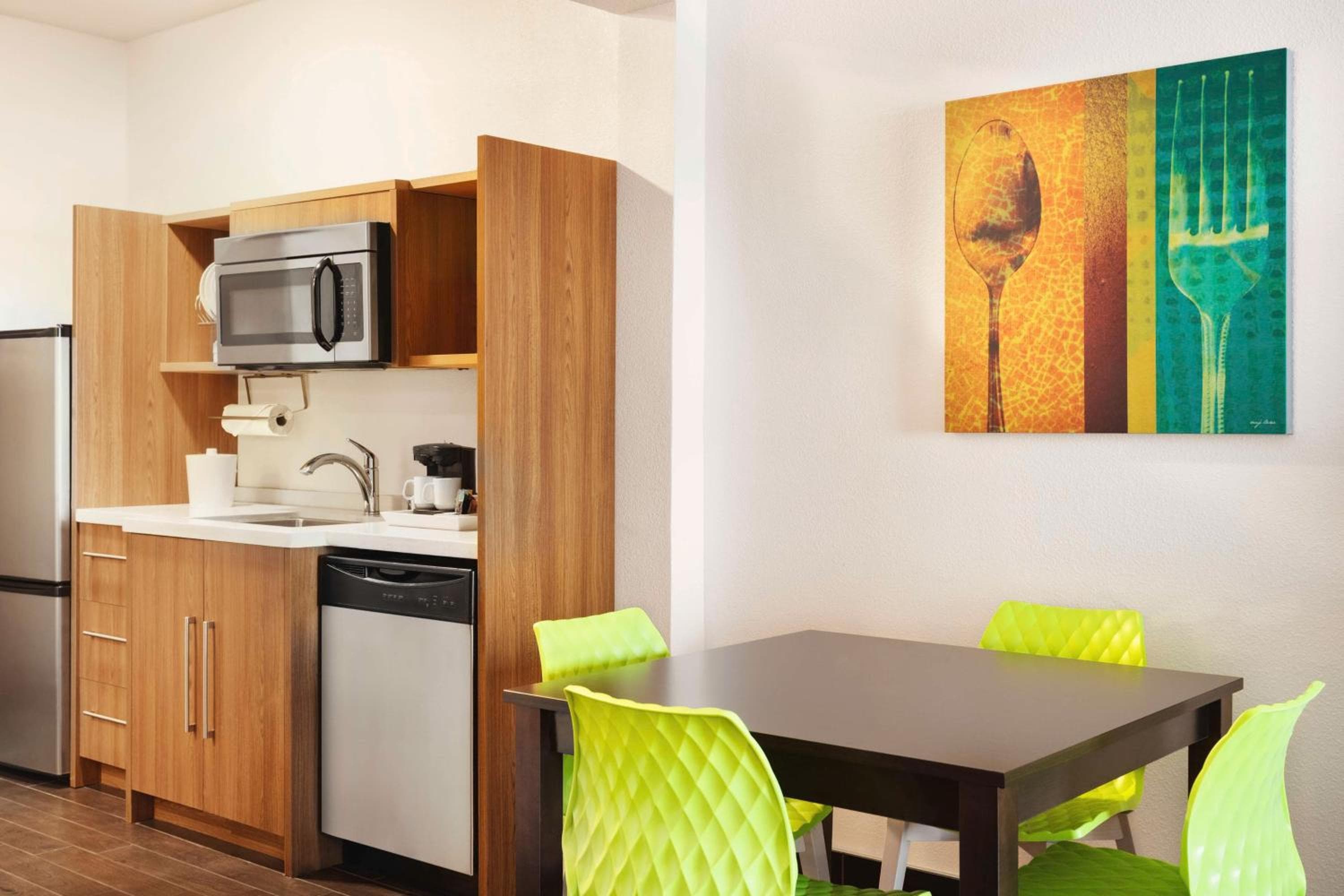 Home2 Suites by Hilton Albuquerque Downtown/University, Albuquerque, photo 2
