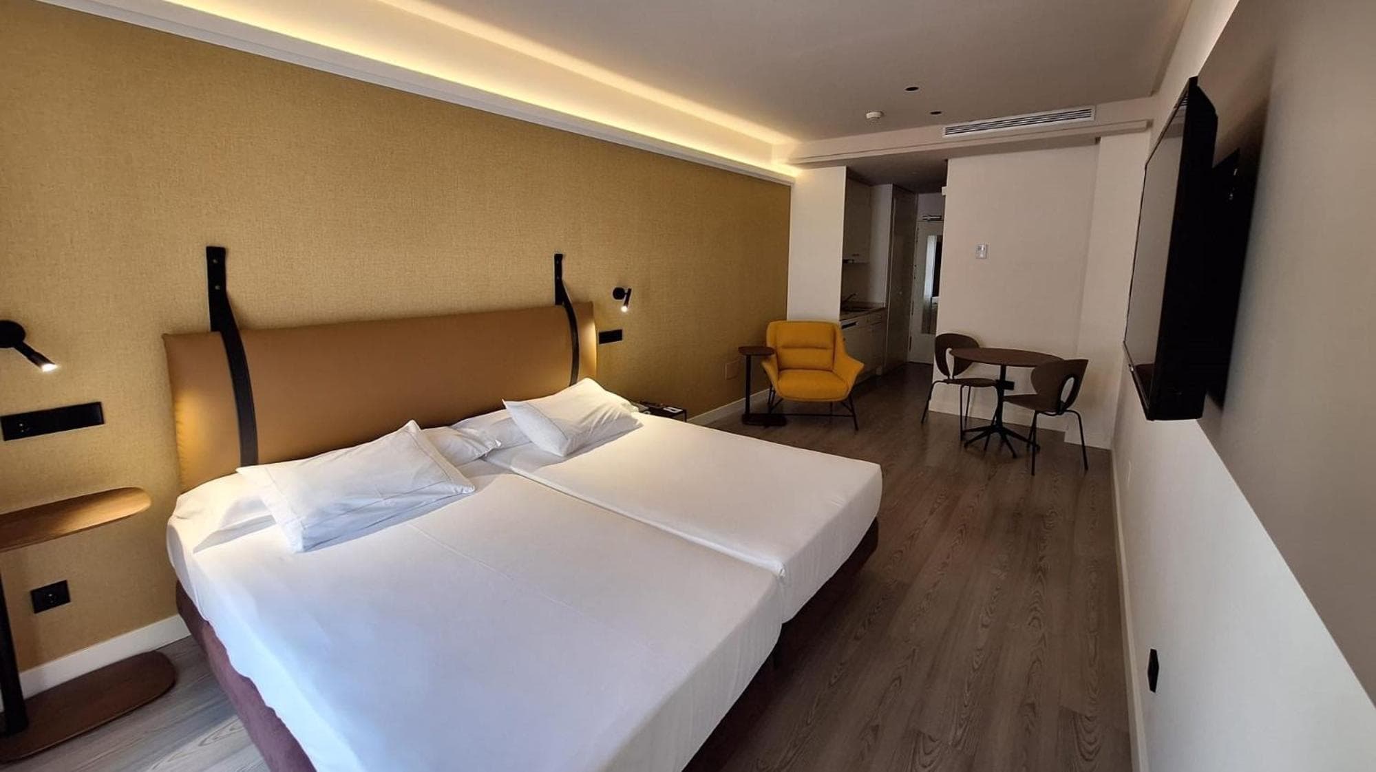 Suites Viena Plaza de España, Madrid, photo 3