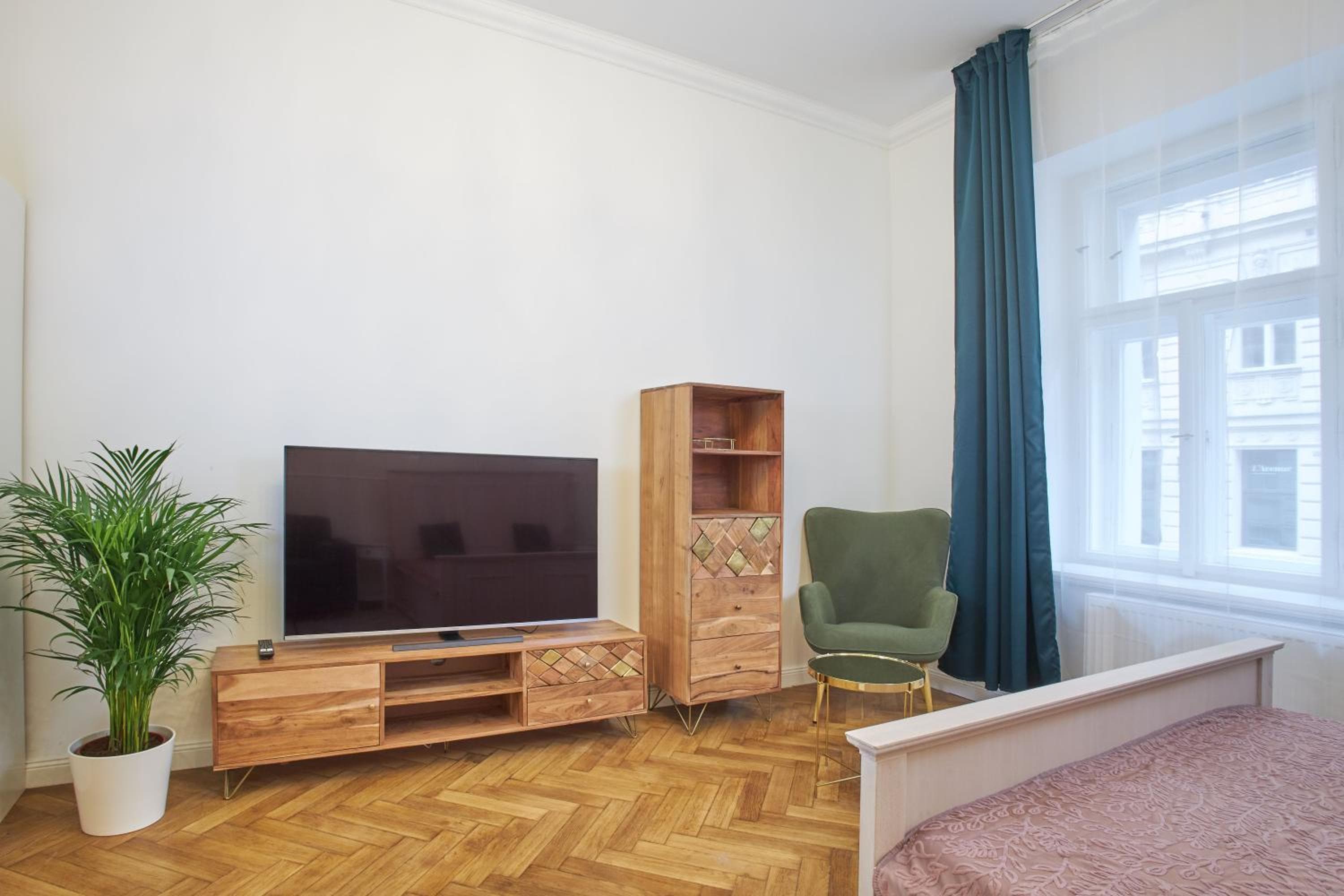 National Theatre Elegance Residence, Prague, photo 6