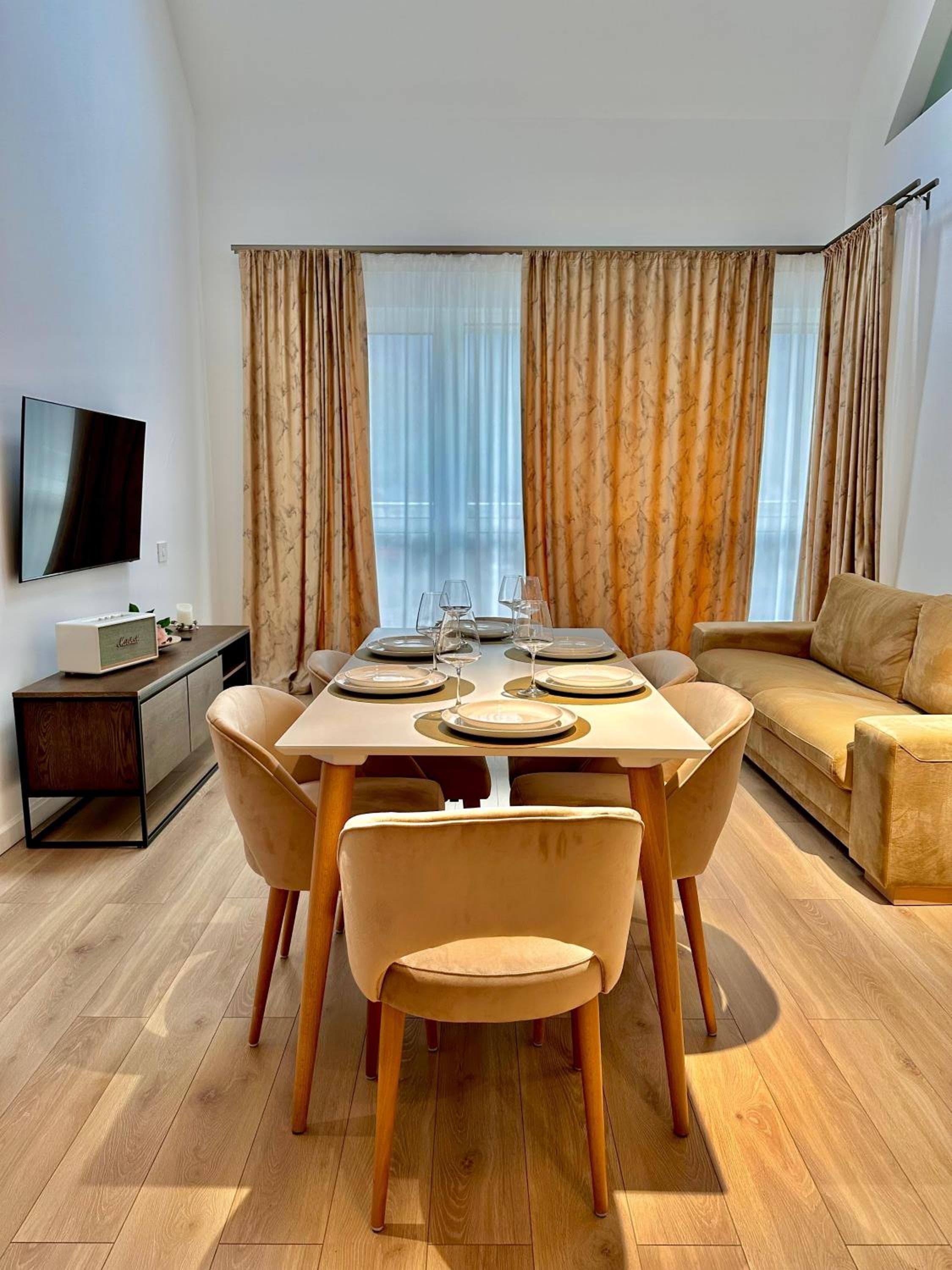 SINAI APH Apartments, Sinaia, photo 3