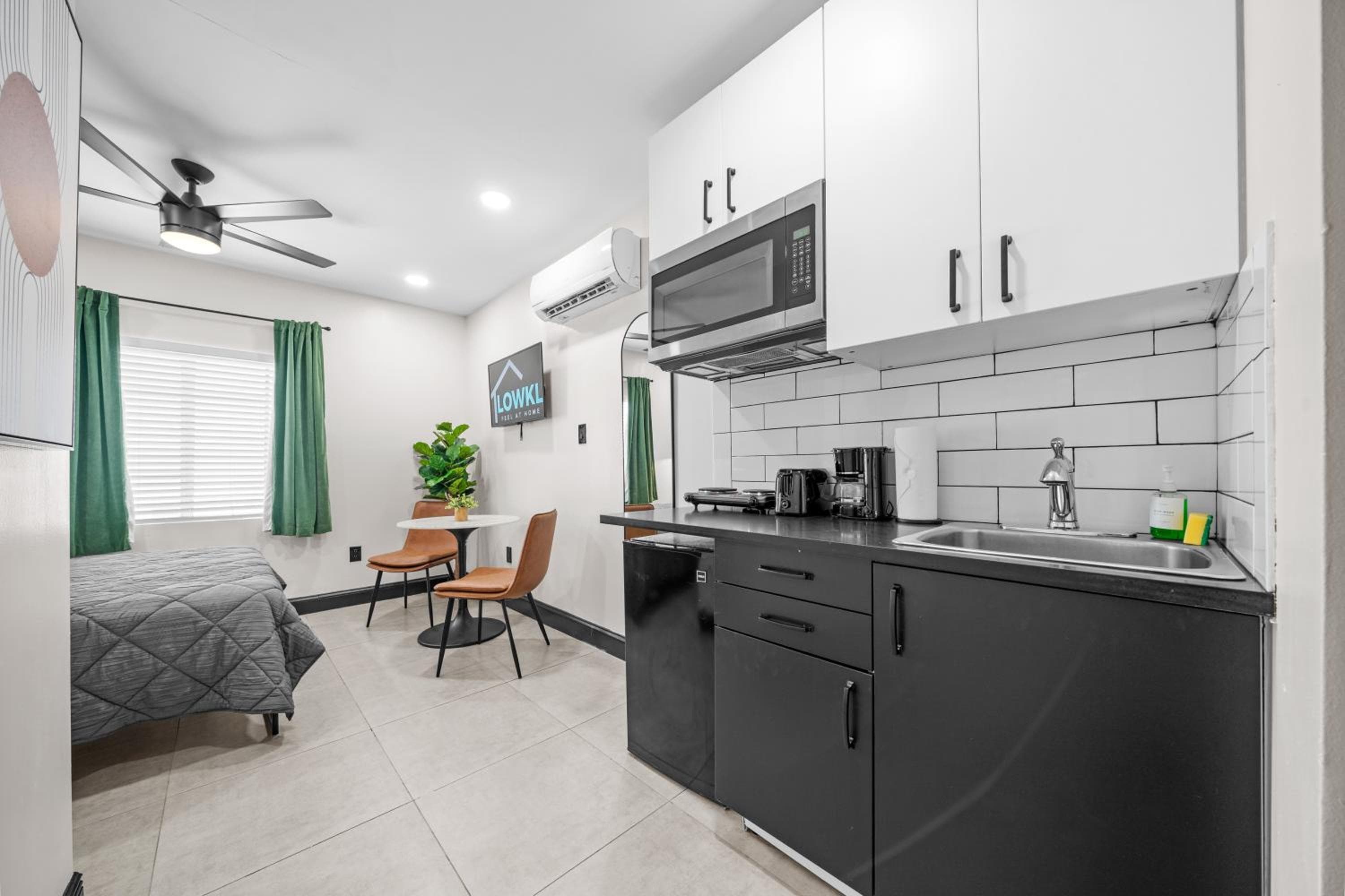 Baybreeze Apartments by Lowkl, Miami Beach, photo 2