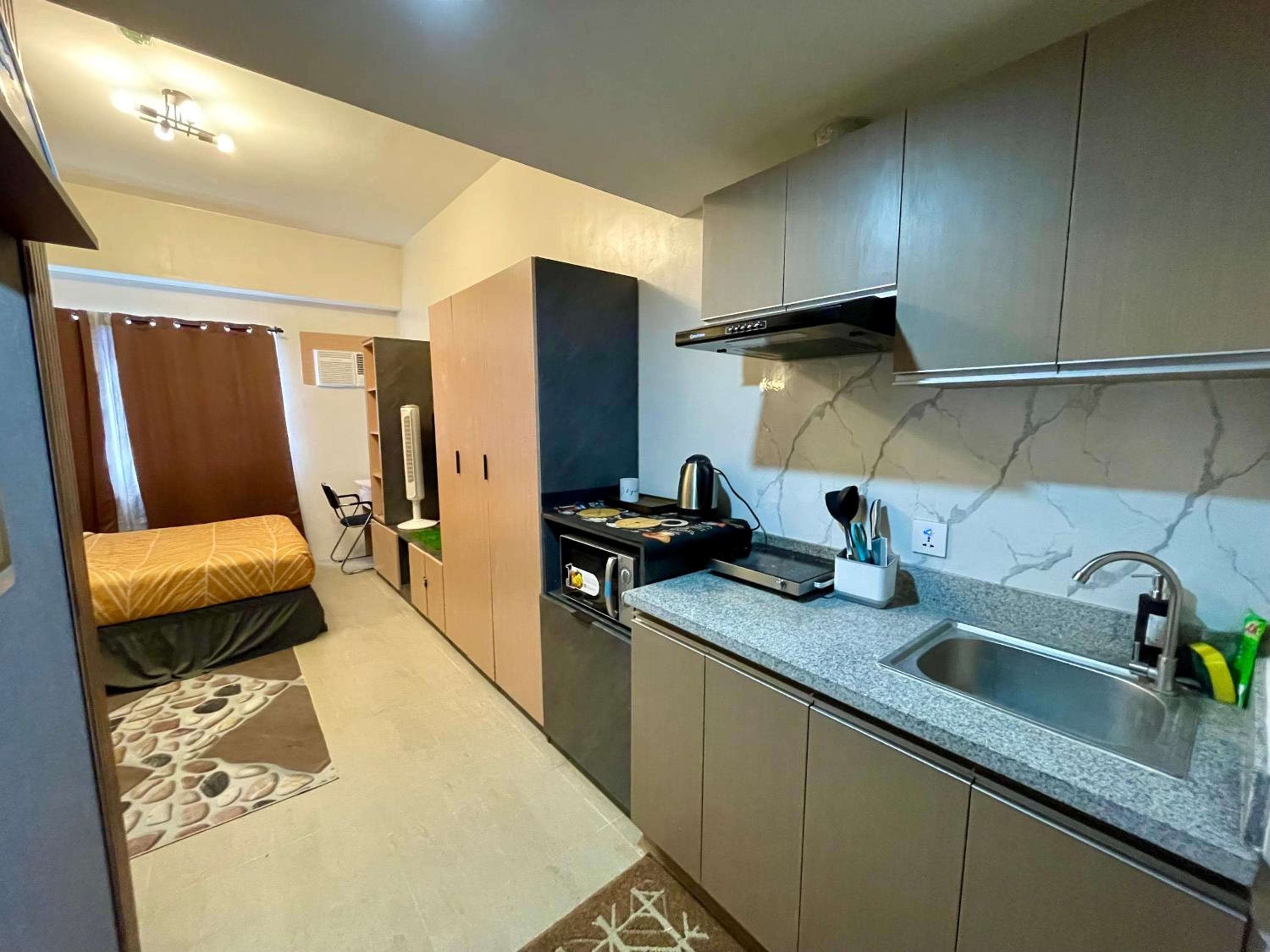 Luxe Condo near IT Park & Waterfront - Free use of Pool, Gym and Sauna, Cebu City