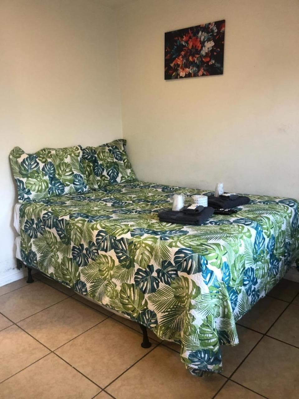 Crown Inn & Suites, Spring Valley