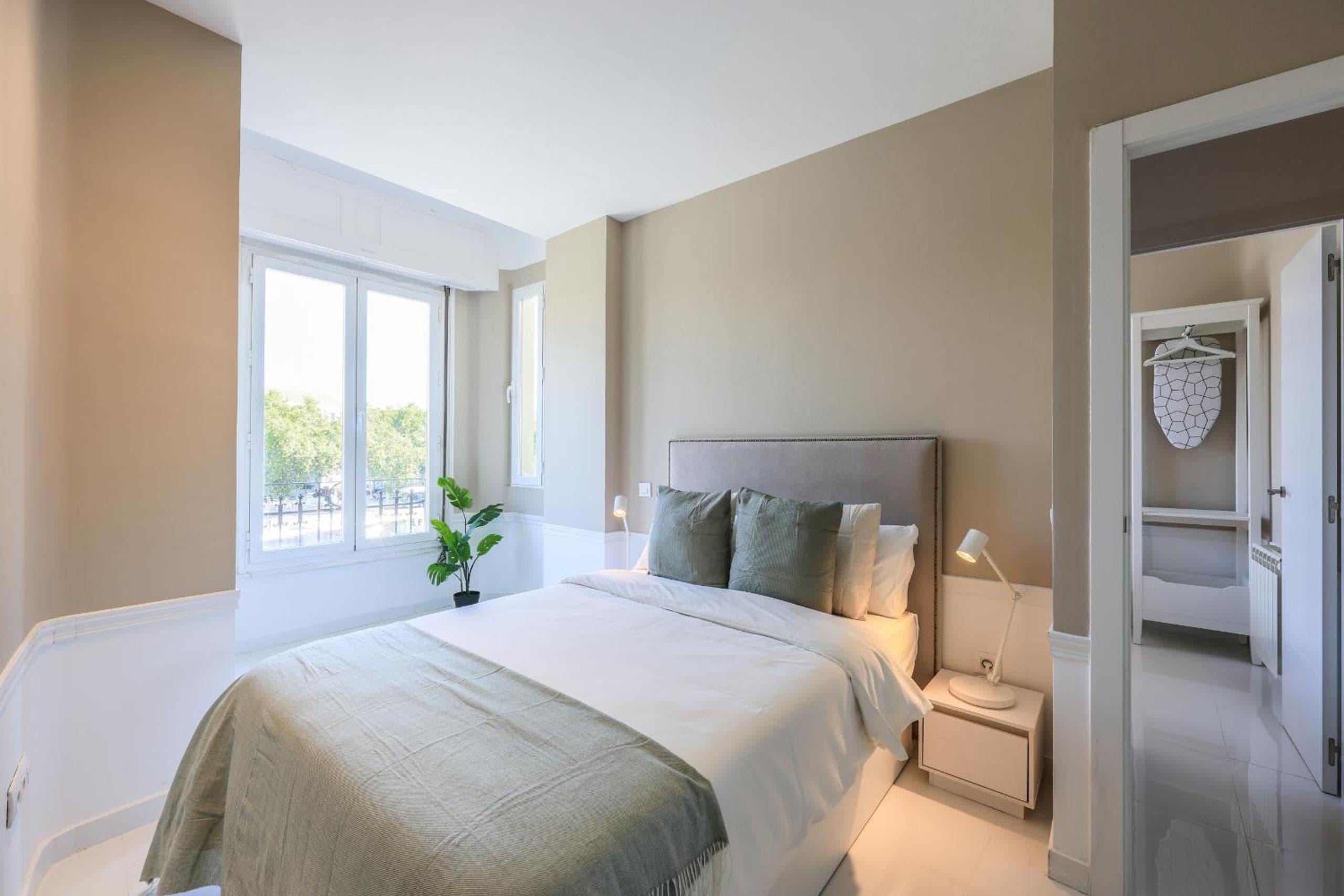 Apartamentos Embajadores XX, Madrid, photo 2