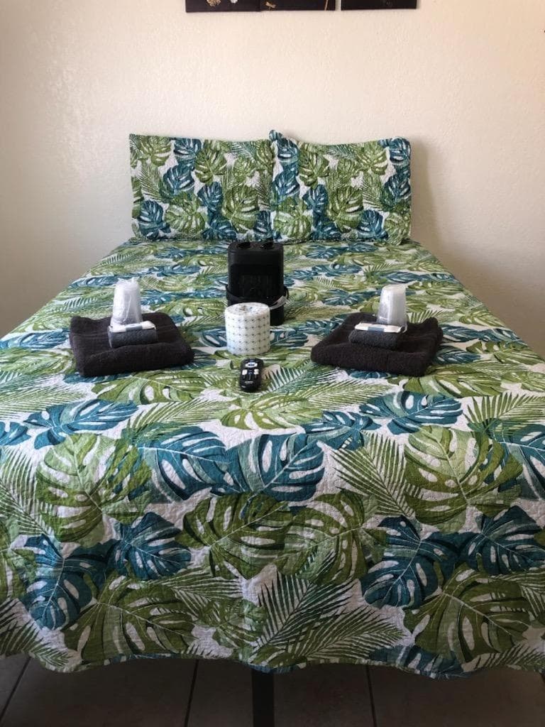 Crown Inn & Suites, Spring Valley, photo 6
