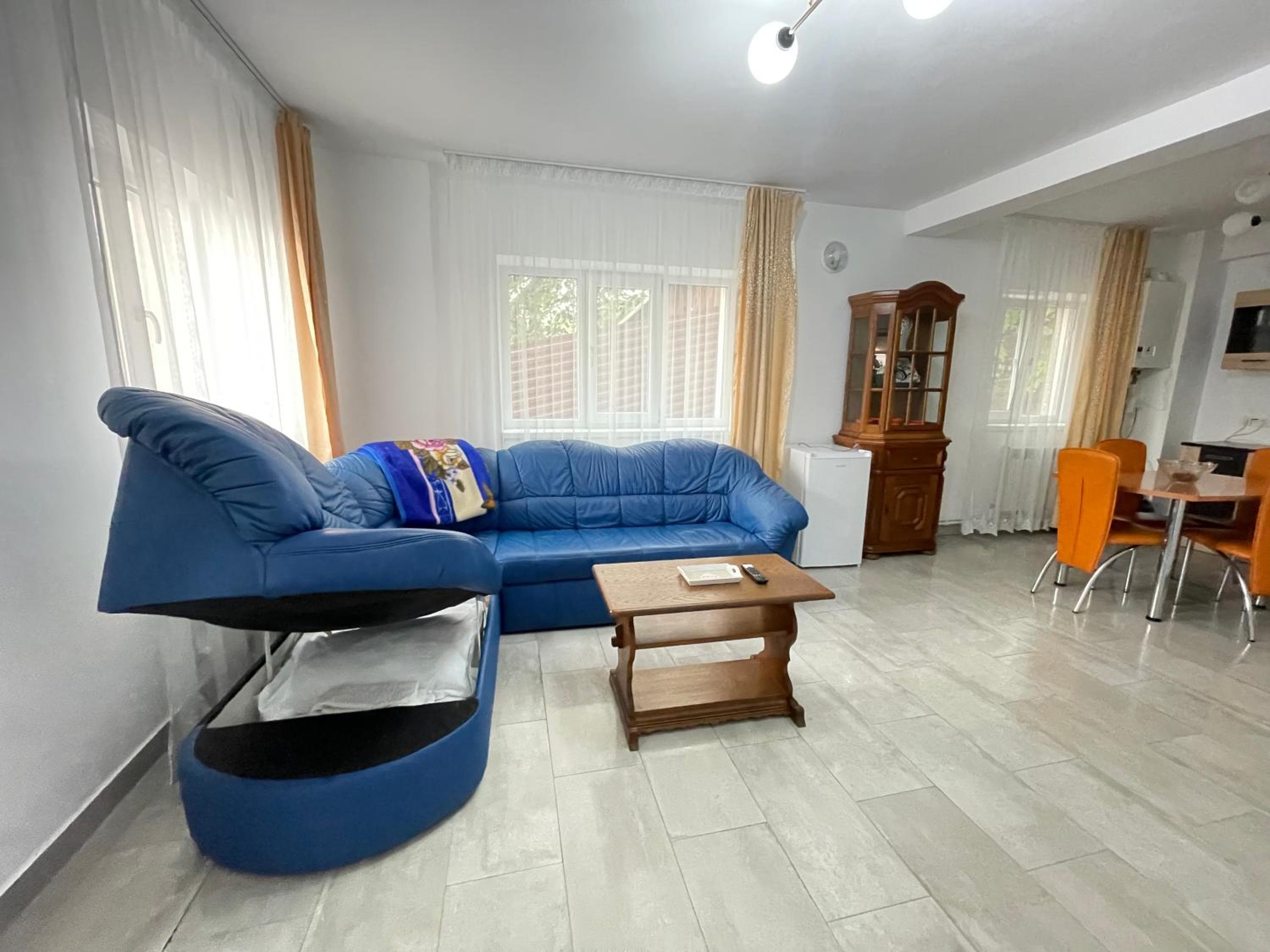 Cazare apartamente LAVI-TOUR Tg Neamț, Tîrgu Neamţ, photo 4