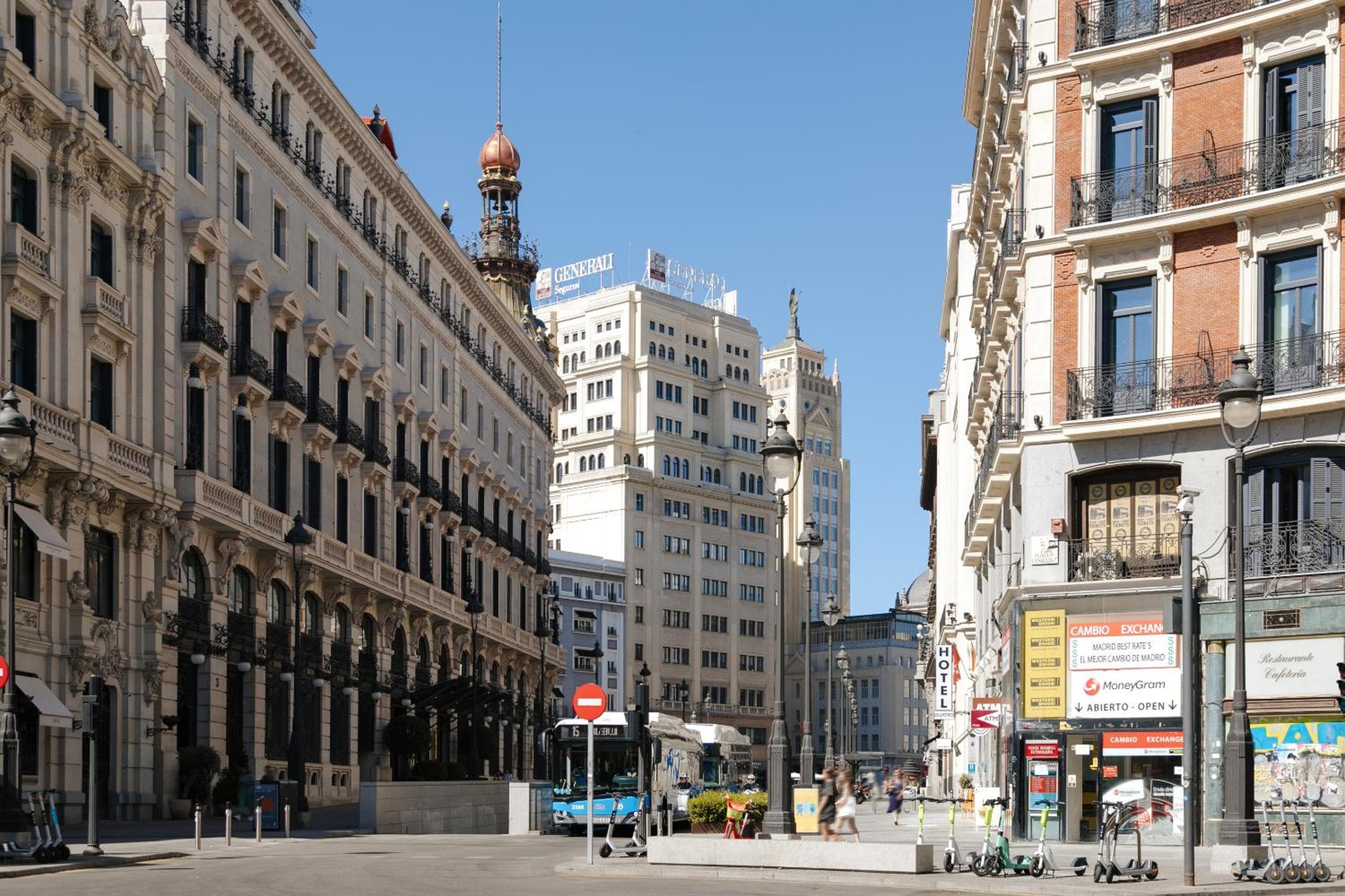 Limehome Madrid Sol, Madrid, photo 6