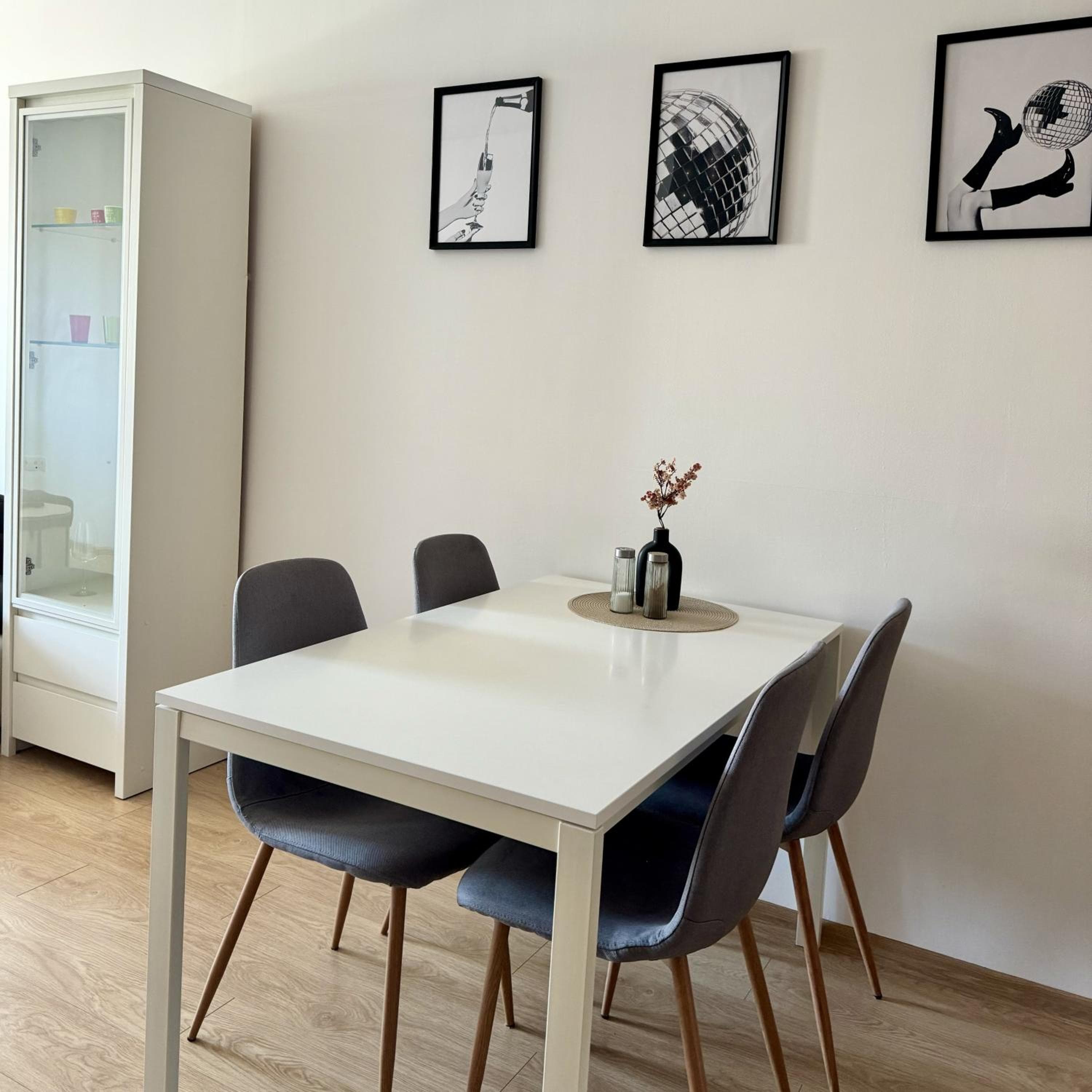 Central Apartments, Martin, photo 2