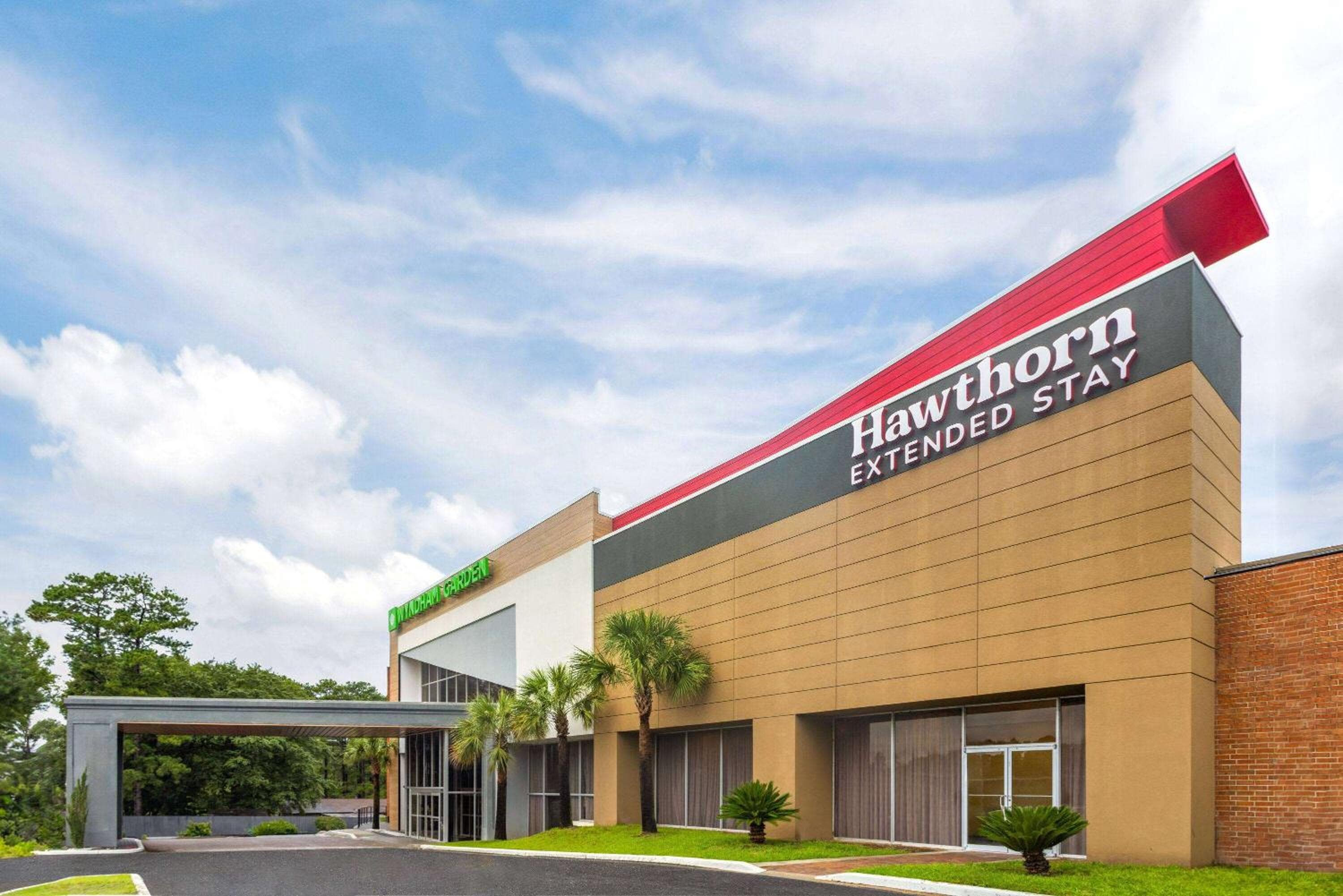 Hawthorn Extended Stay by Wyndham Columbia-Ft Jackson, Columbia