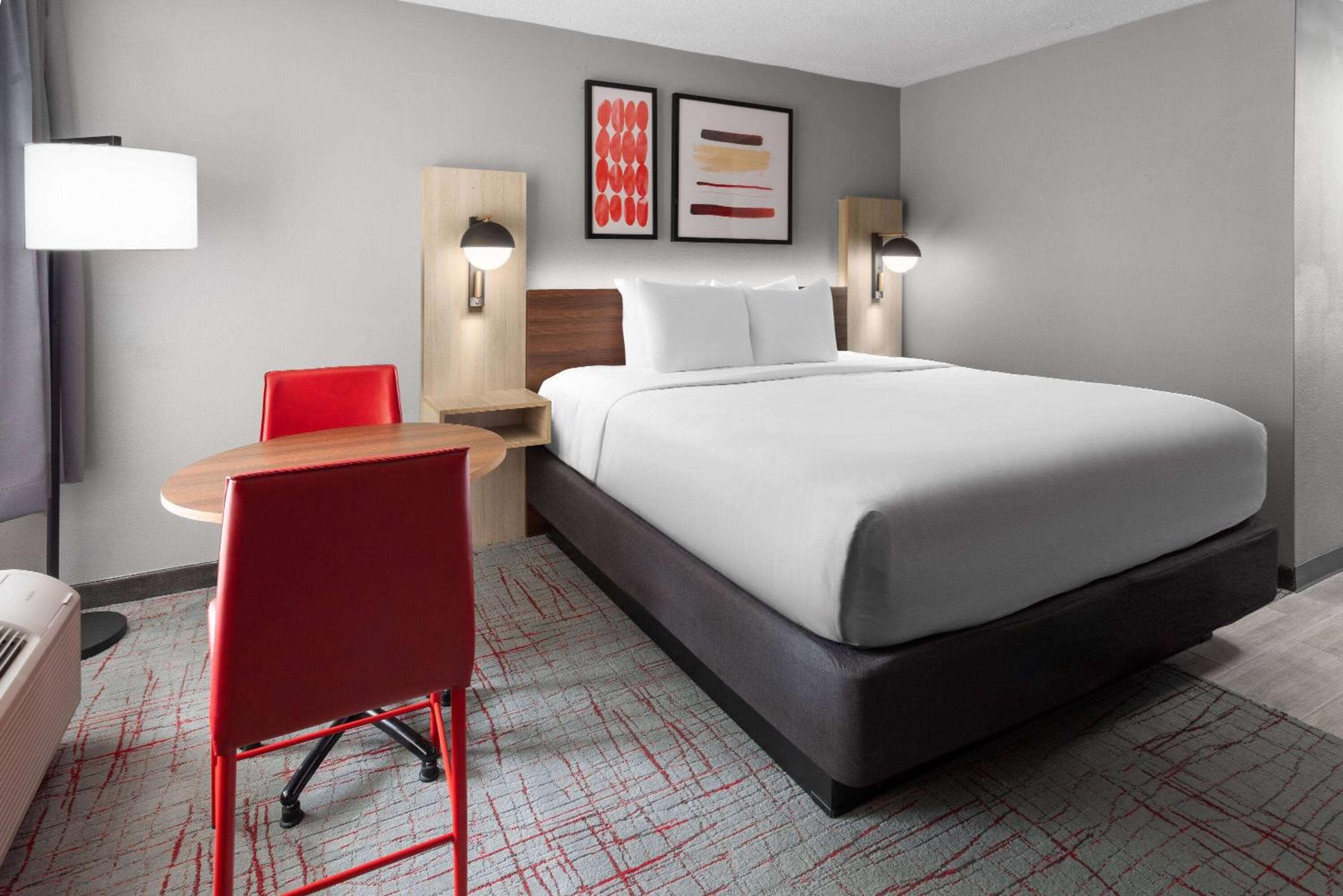 Hawthorn Extended Stay by Wyndham Columbia-Ft Jackson, Columbia, photo 4