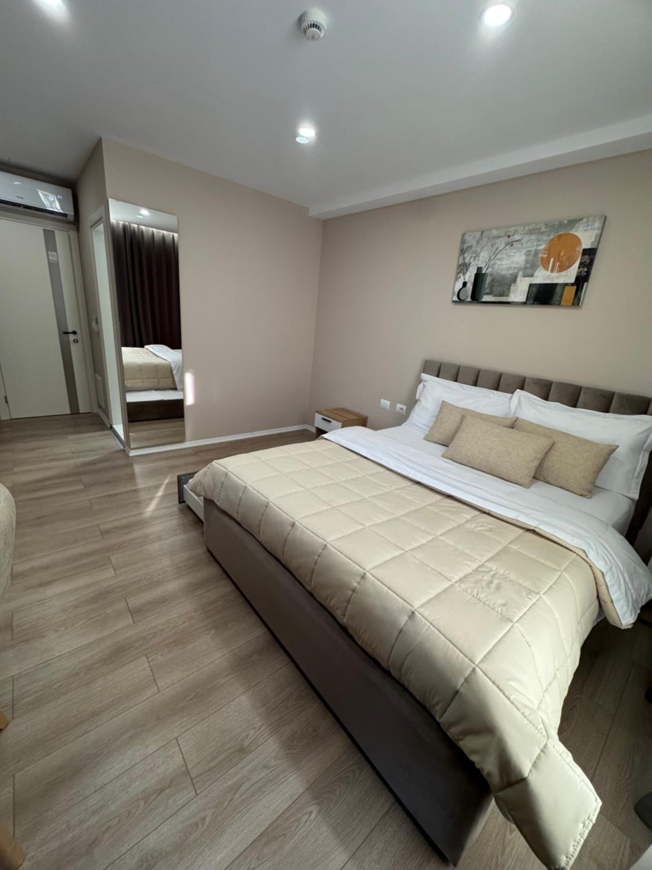 RoRa Studio Apartments, Yzberish, photo 3