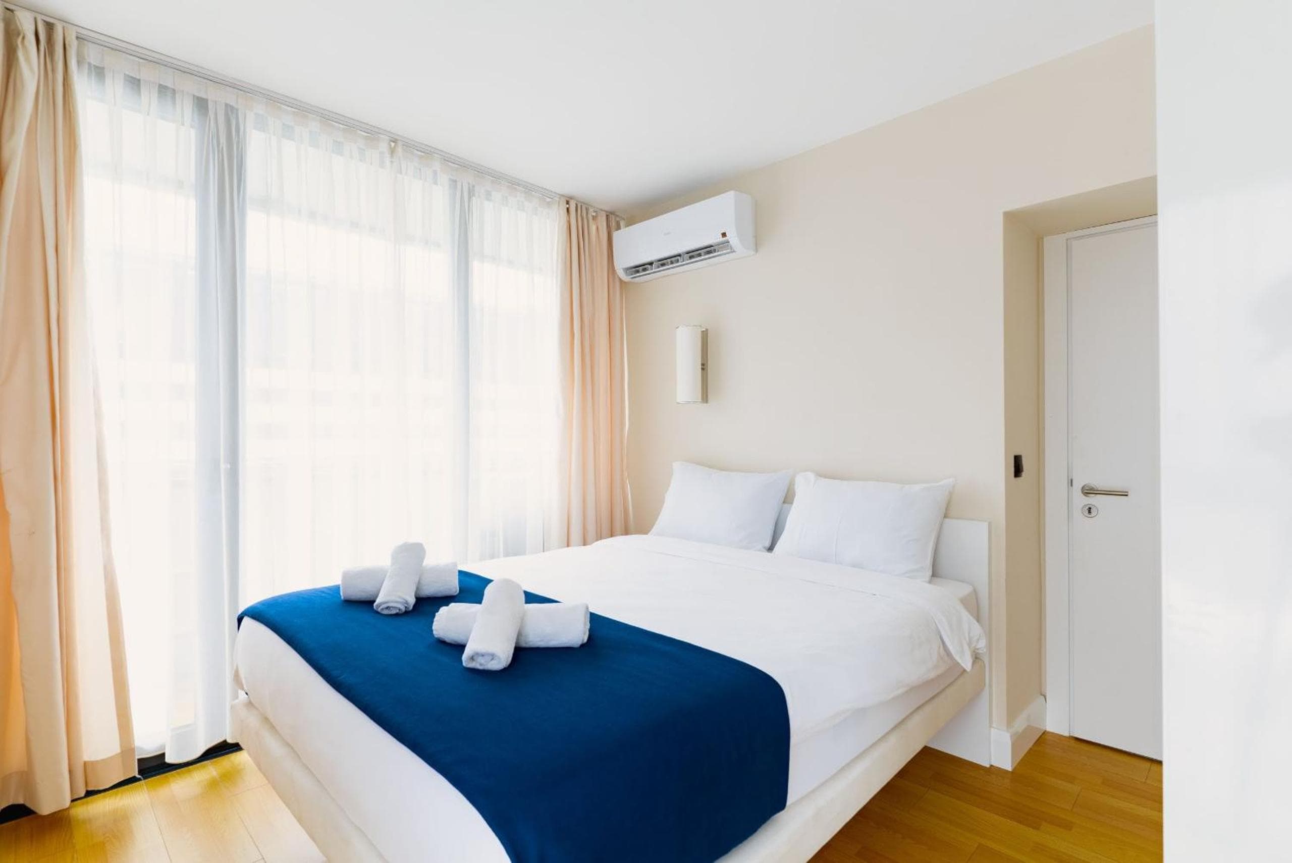 Luxury Seaside Retreat - Your Perfect Stay in Batumi, Batumi, photo 6