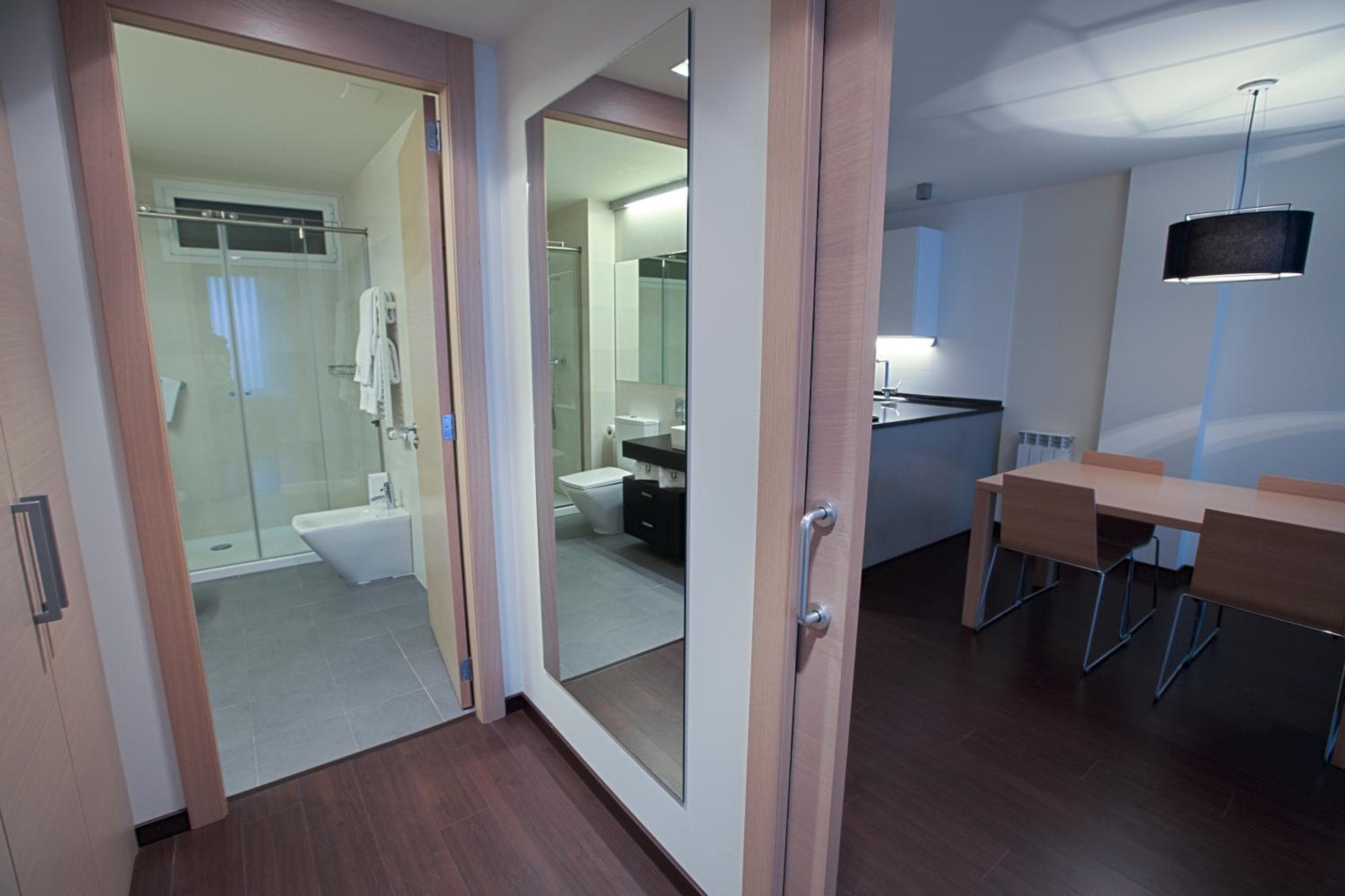 Hotel Jardines de Uleta Suites, Vitoria-Gasteiz, photo 3