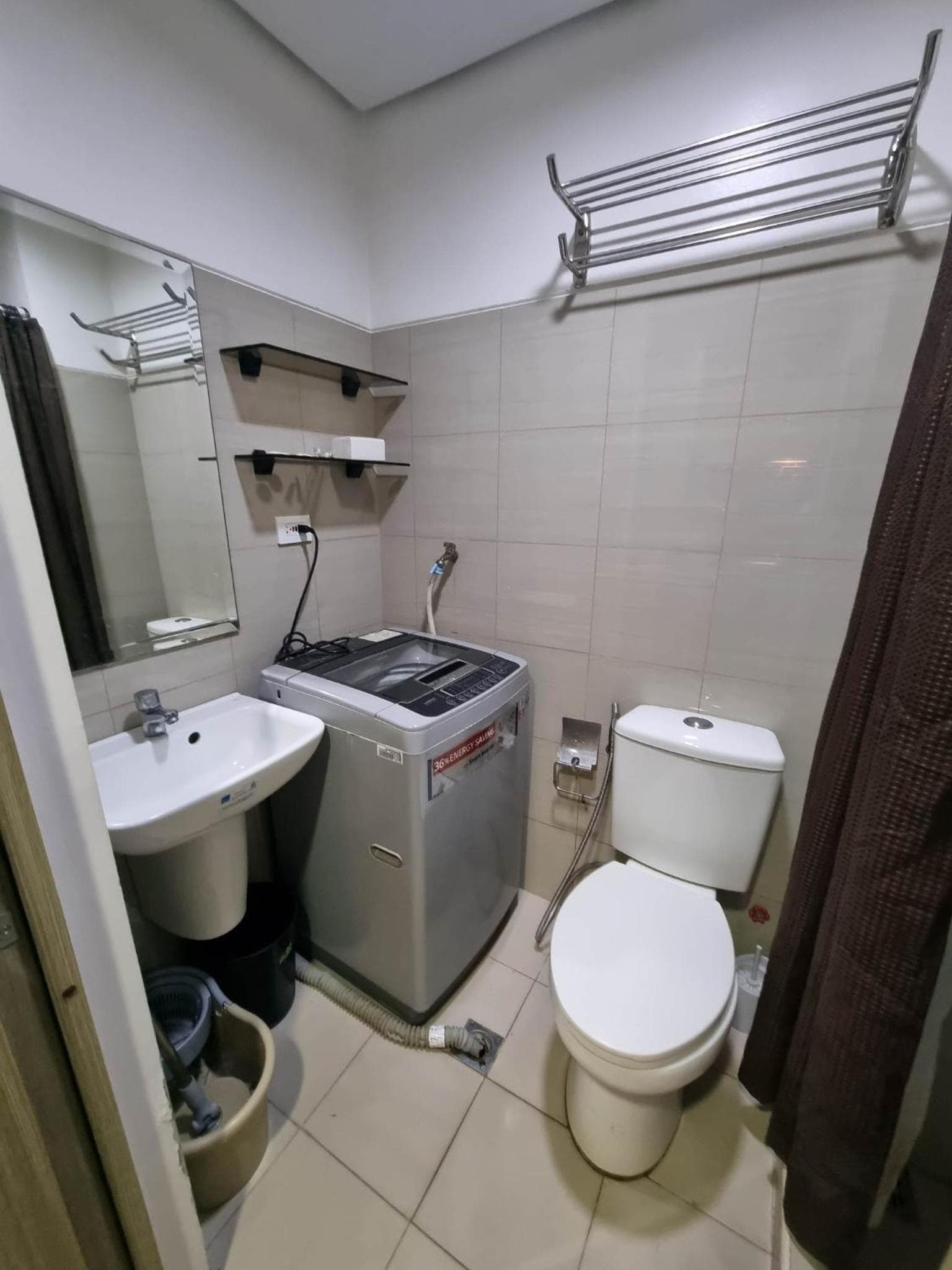 Industrial Design Bachelor's Pad with Pool View in Shore Residences, Manila, photo 5