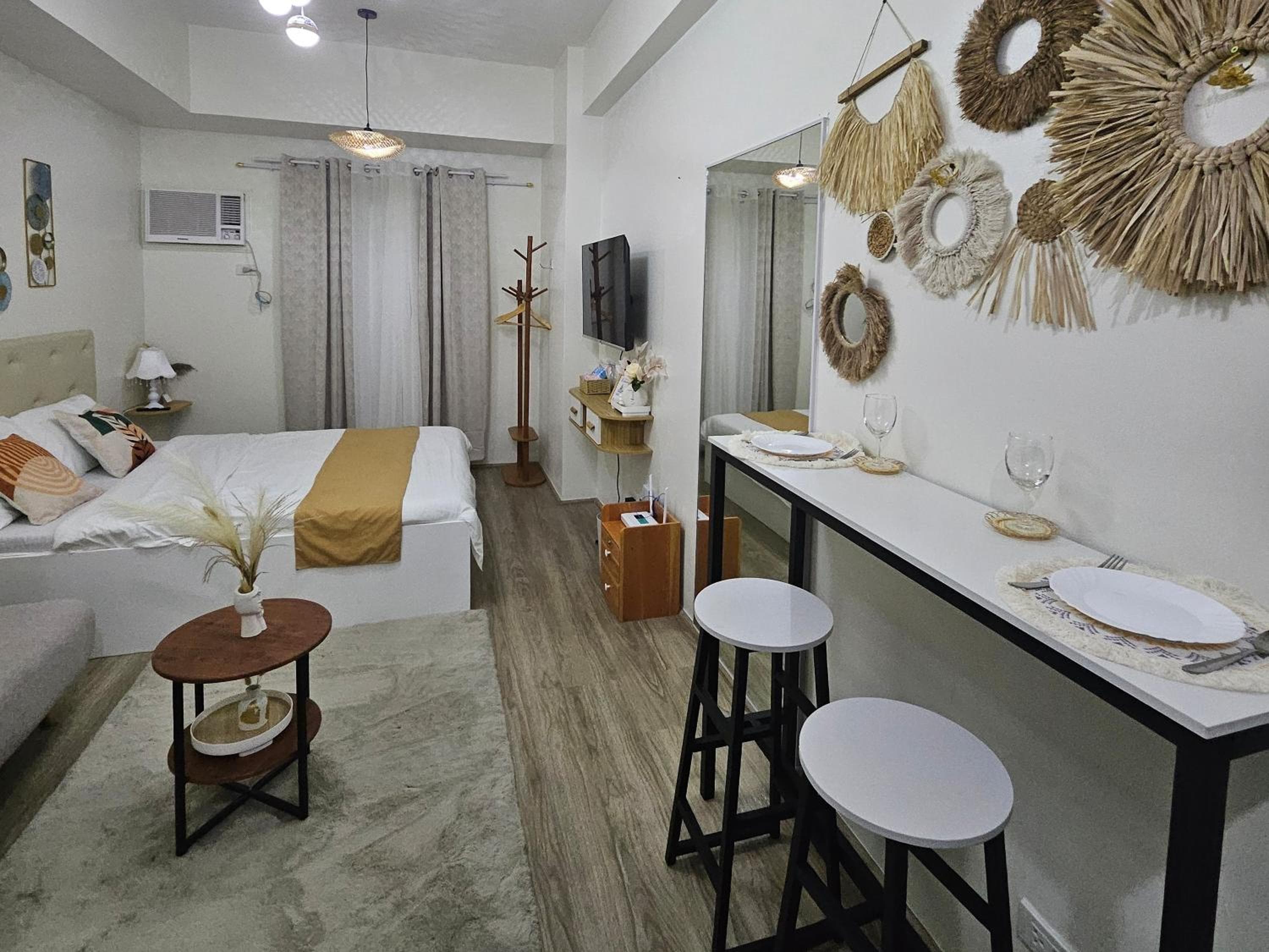 THE MEDIAN condo near IT PARK, Cebu City, photo 3