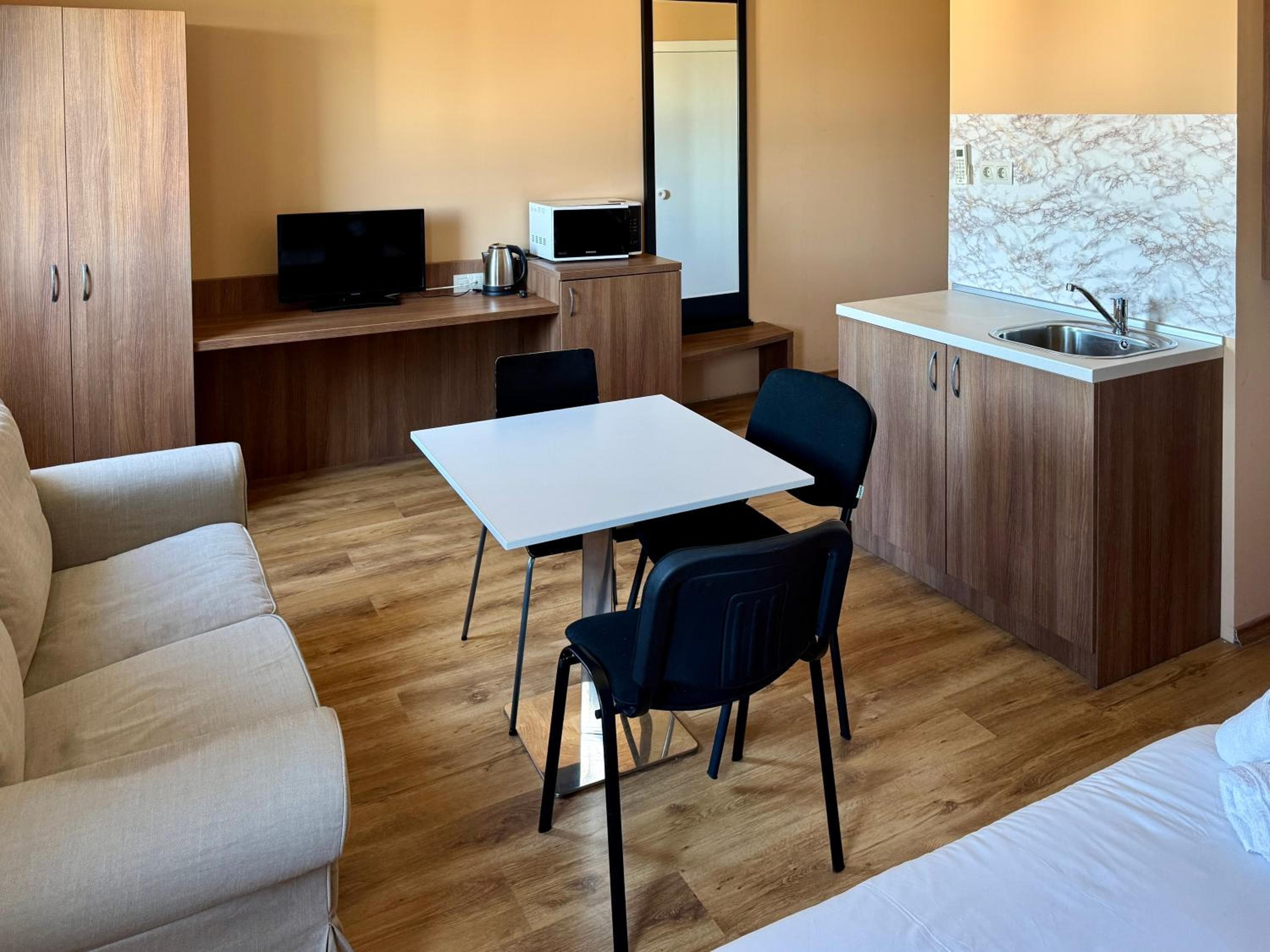 AirportStay bg - shuttle and parking, Sofia, photo 5