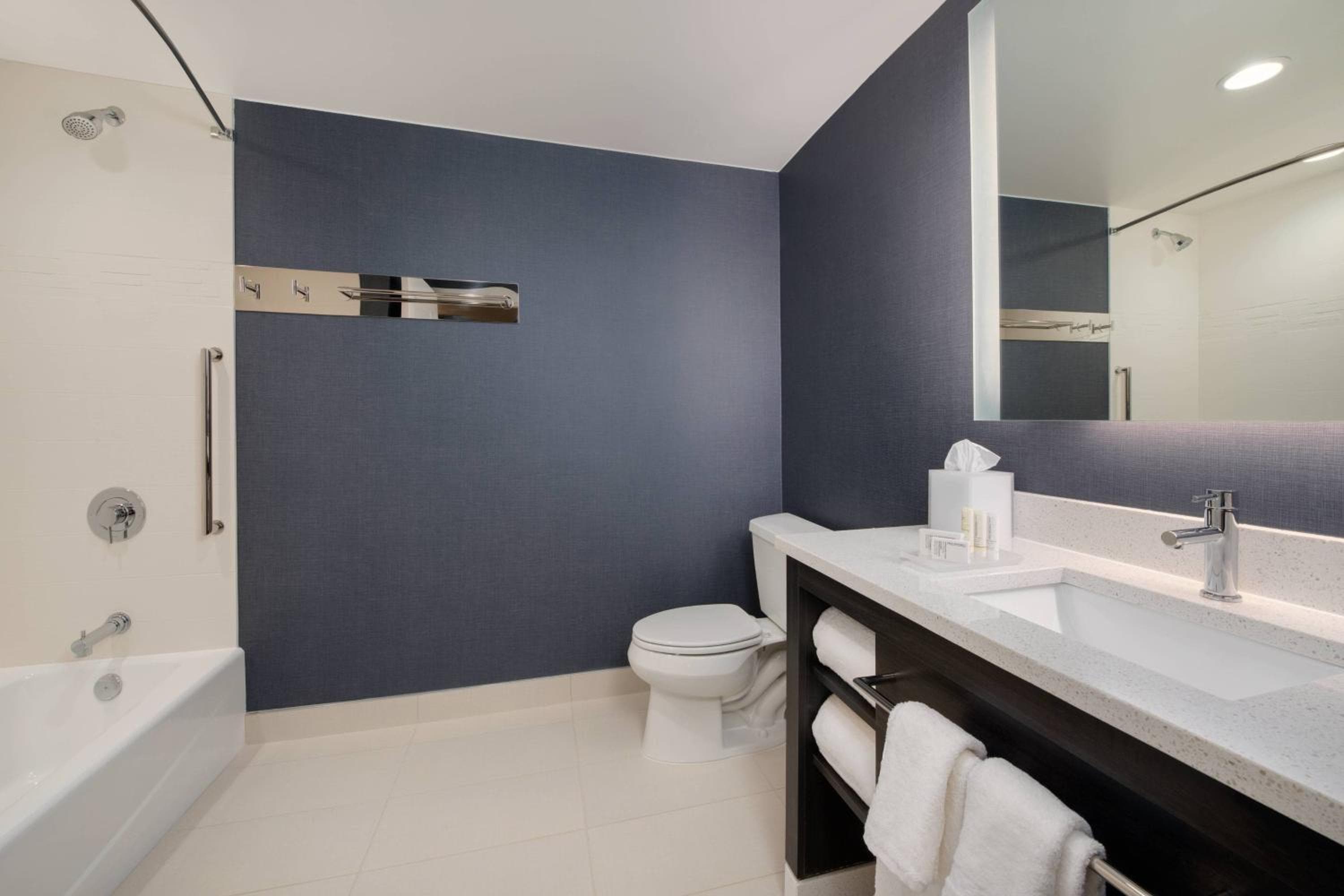 Residence Inn by Marriott Indianapolis Keystone, Indianapolis, photo 3
