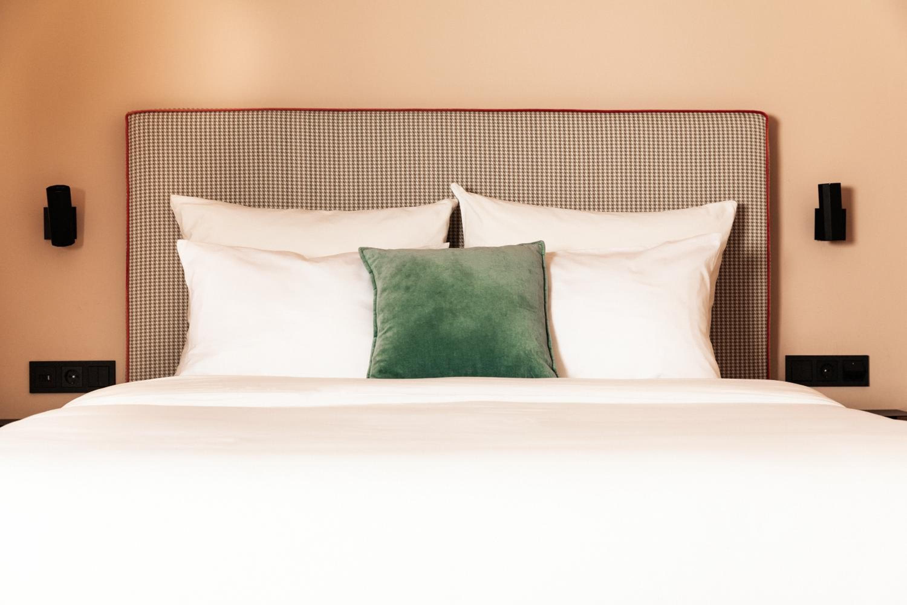 Hotel Miano by Limehome, Munich