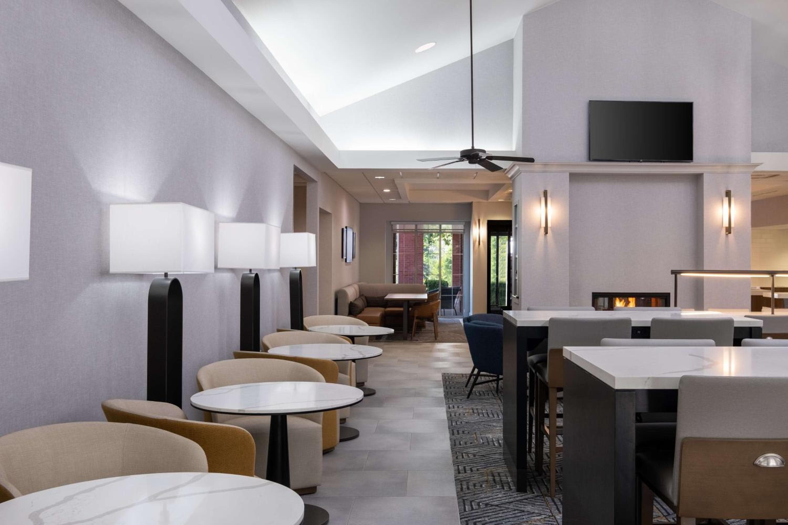 Homewood Suites Medford, Medford, photo 6