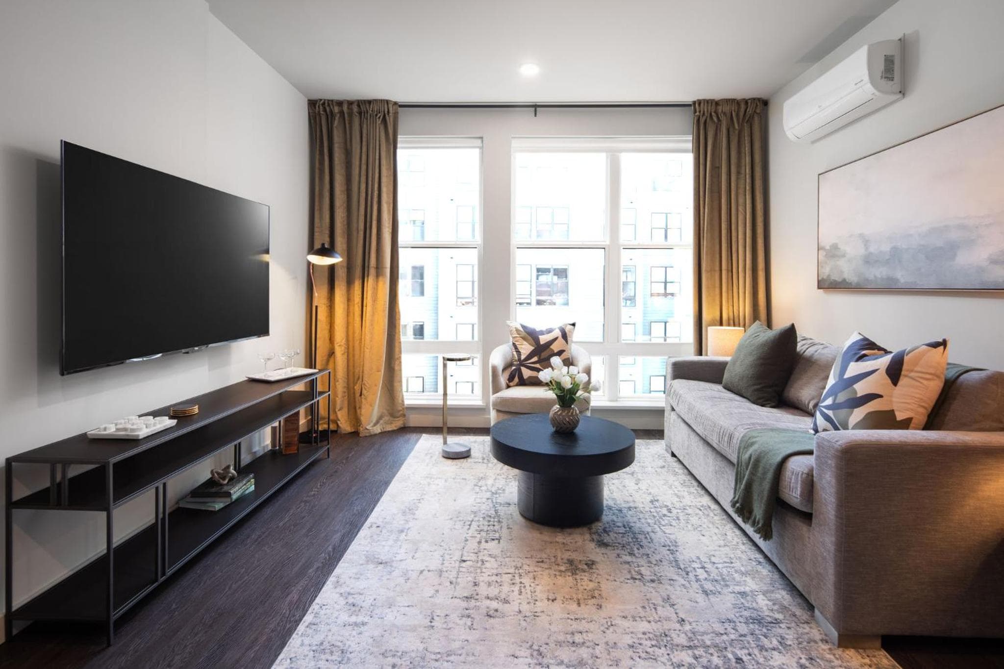 Hyatus Luxury Residences Stamford, Stamford, photo 2