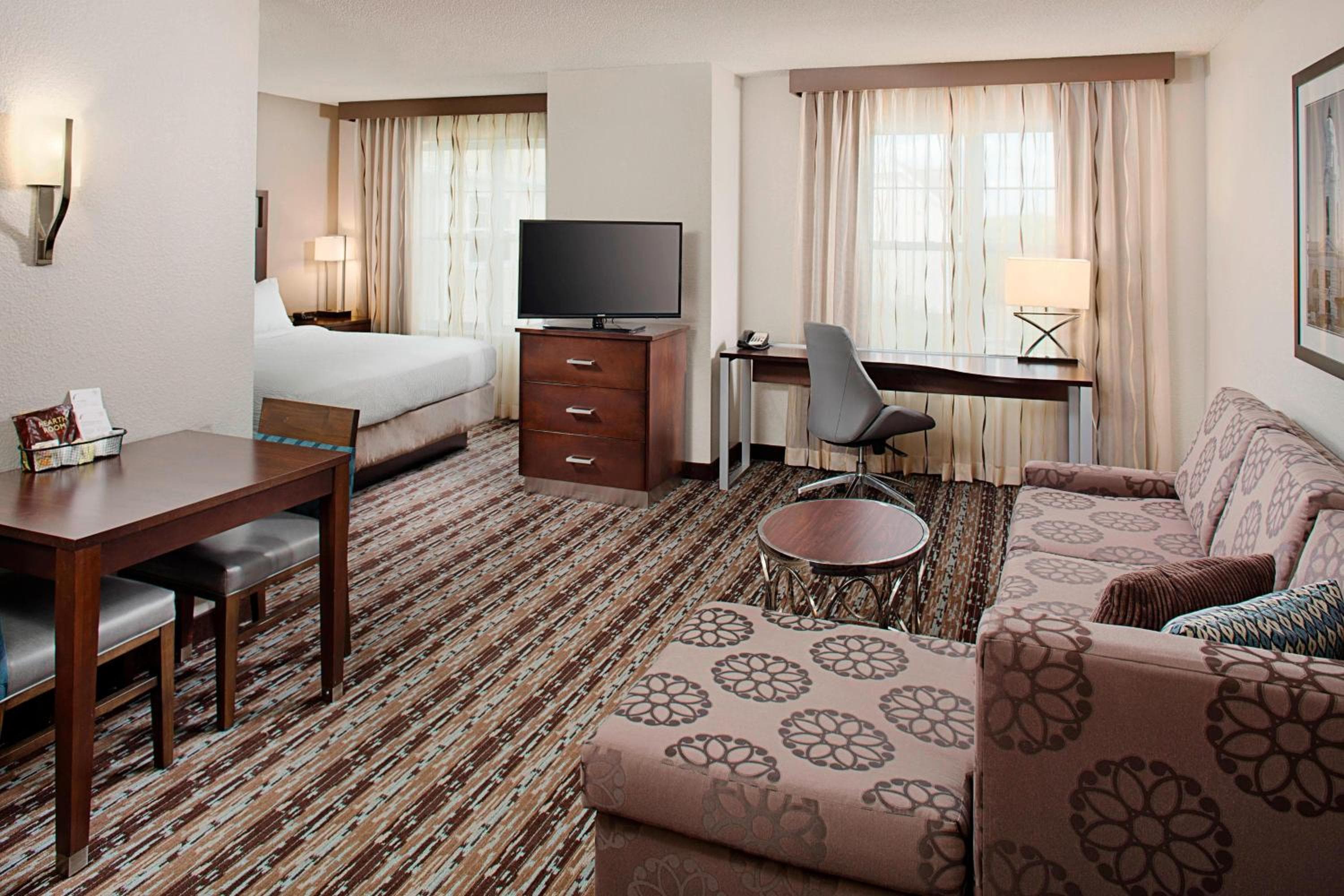 Residence Inn Worcester, Worcester, photo 2