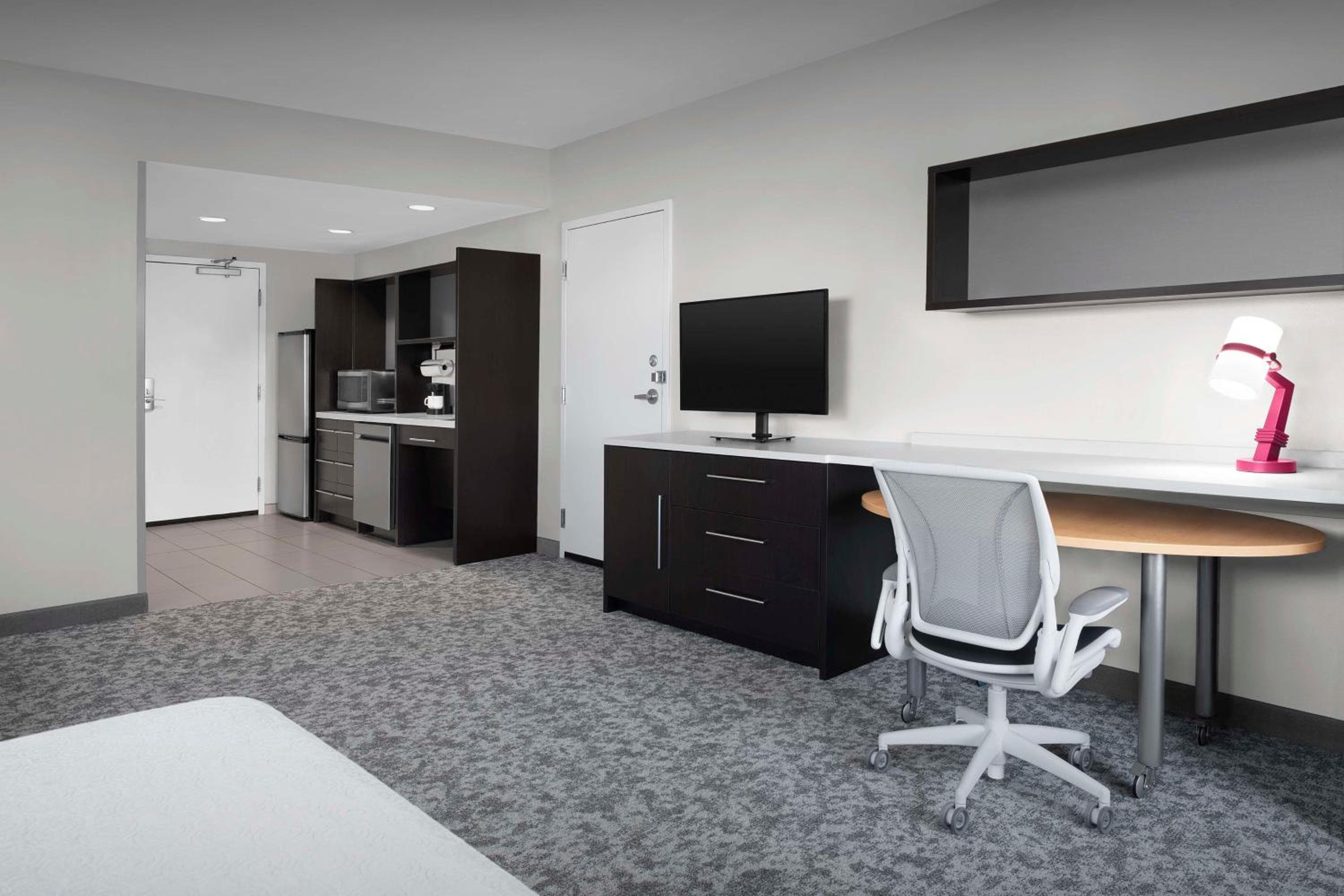 Home2 Suites by Hilton Greensboro Airport, NC, Greensboro, photo 2