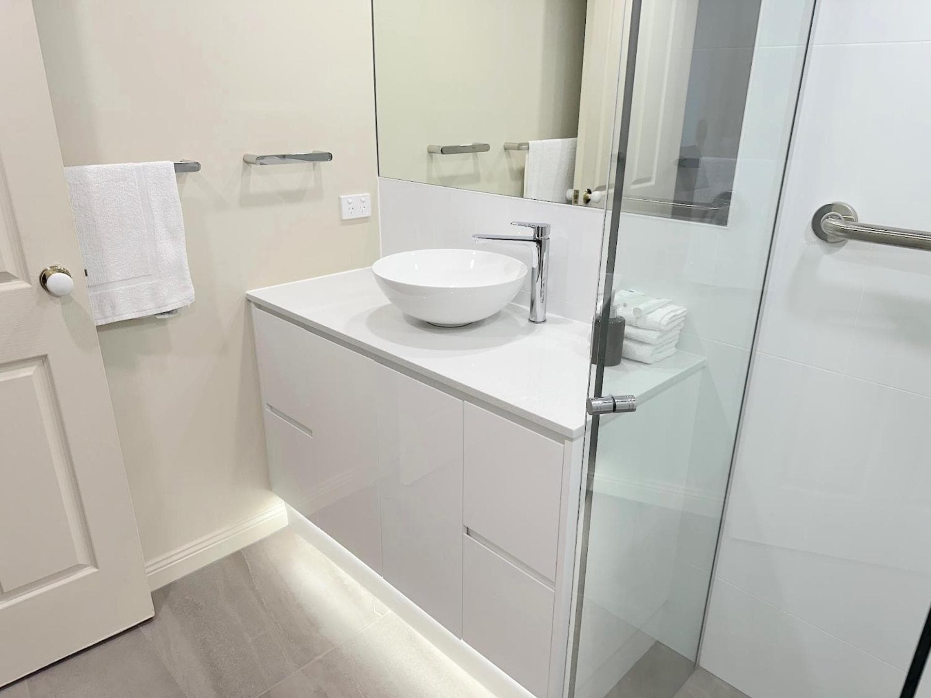 Bathroom at Little Cove Currumbin