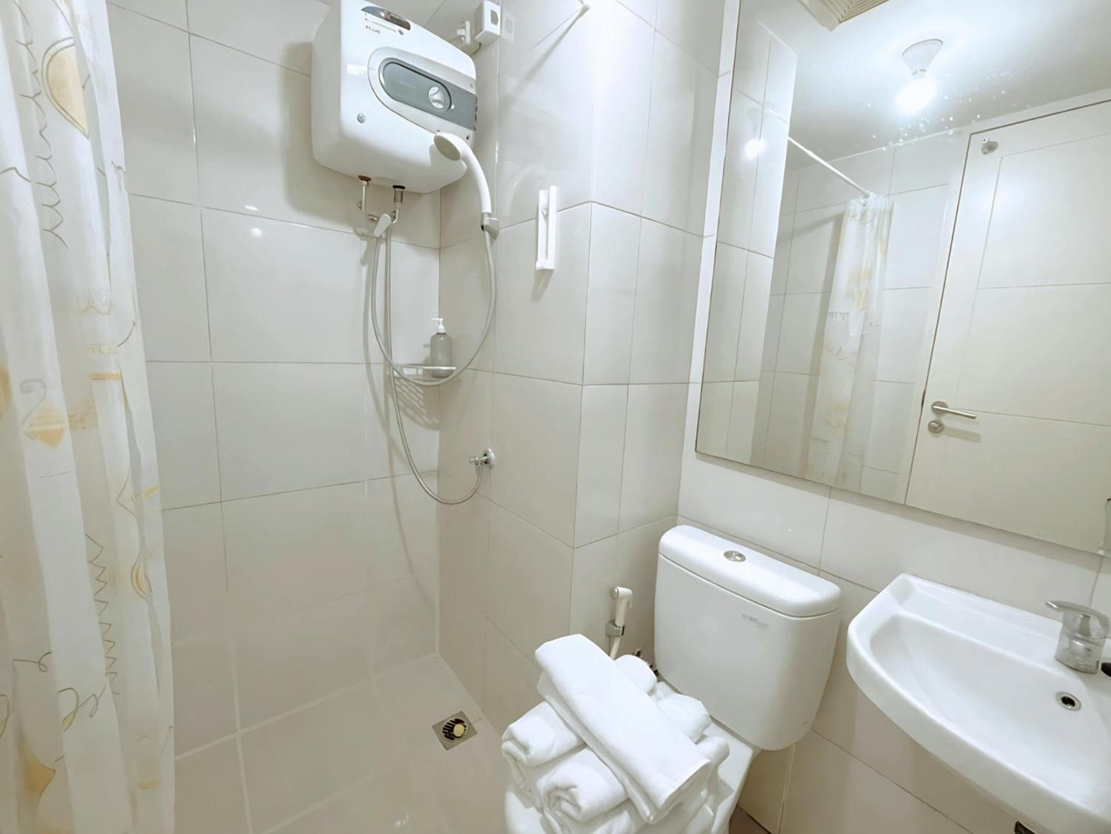 Modern Living Pakuwon Mall Surabaya By ProIns, Surabaya, photo 3