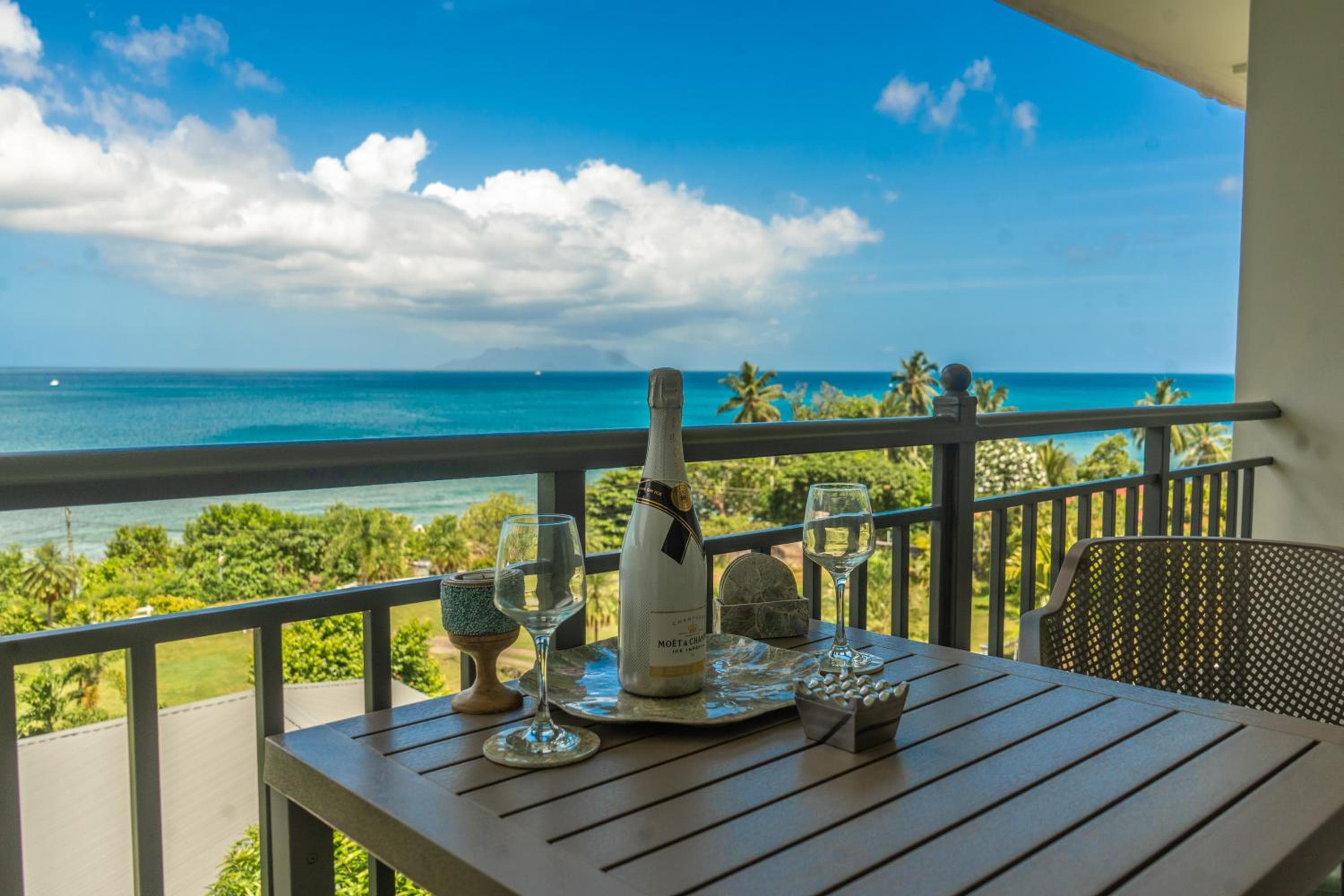 Summer Sand Holiday Apartments, Beau Vallon, photo 2