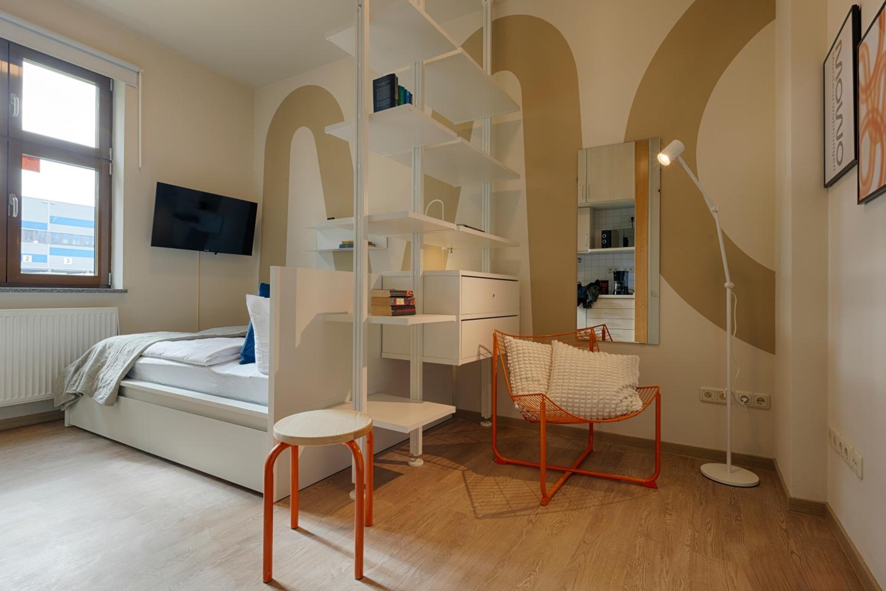 Hotel room at MOWO ConneKT - Monteurwohnungen in Kitzingen