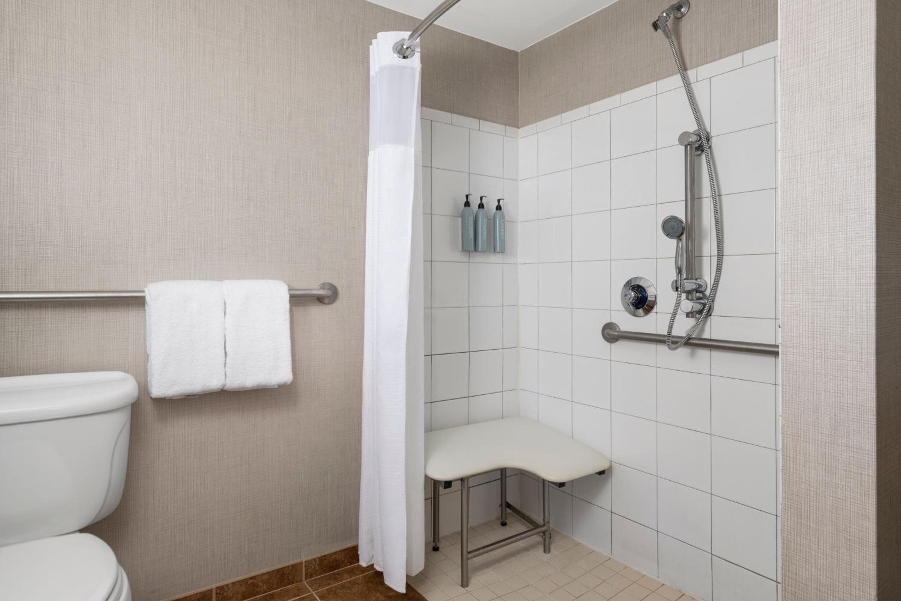 Residence Inn Mt. Laurel at Bishop's Gate, Mount Laurel, photo 3