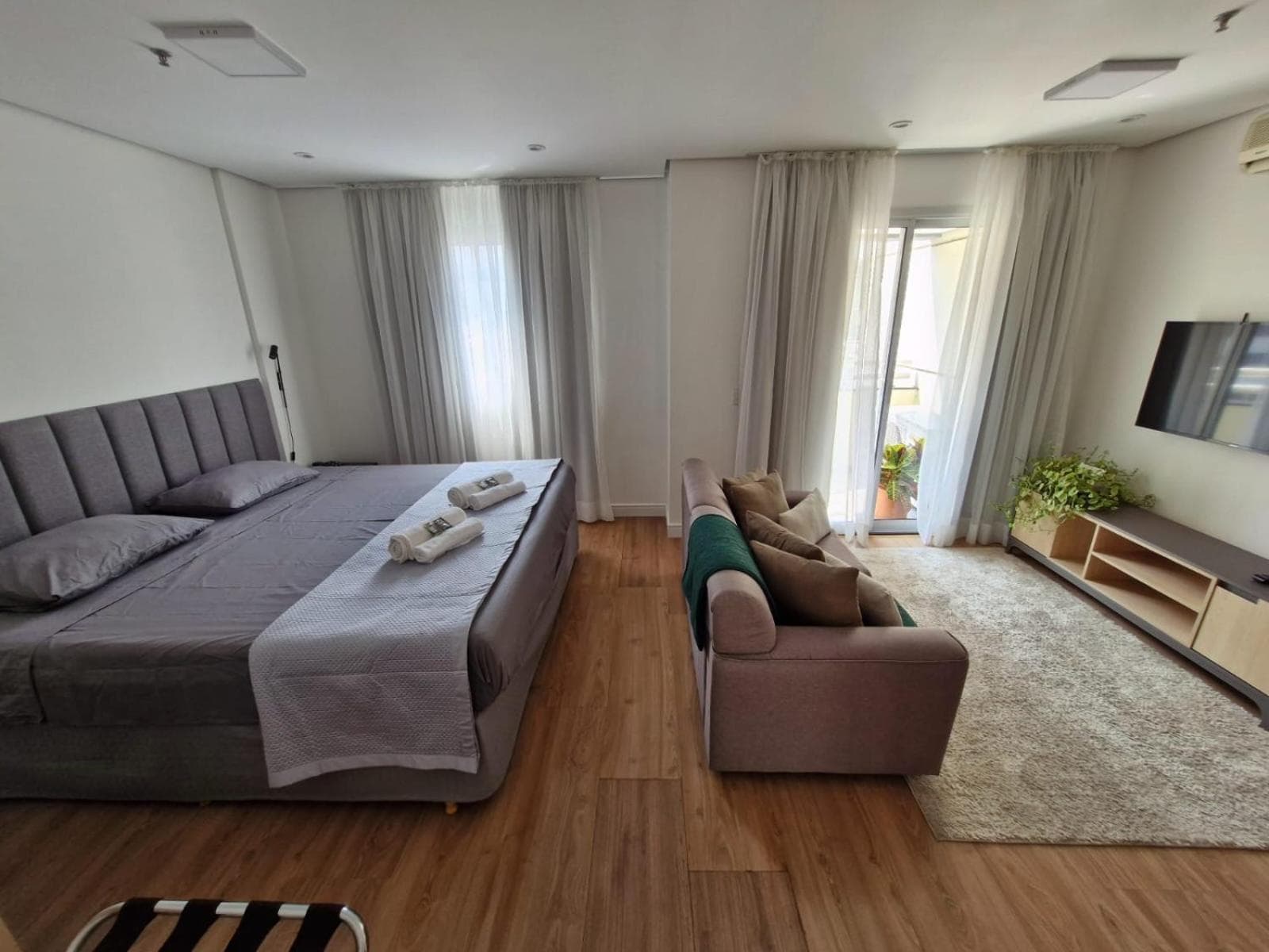 Hotel room at Edifício Saint Charbel