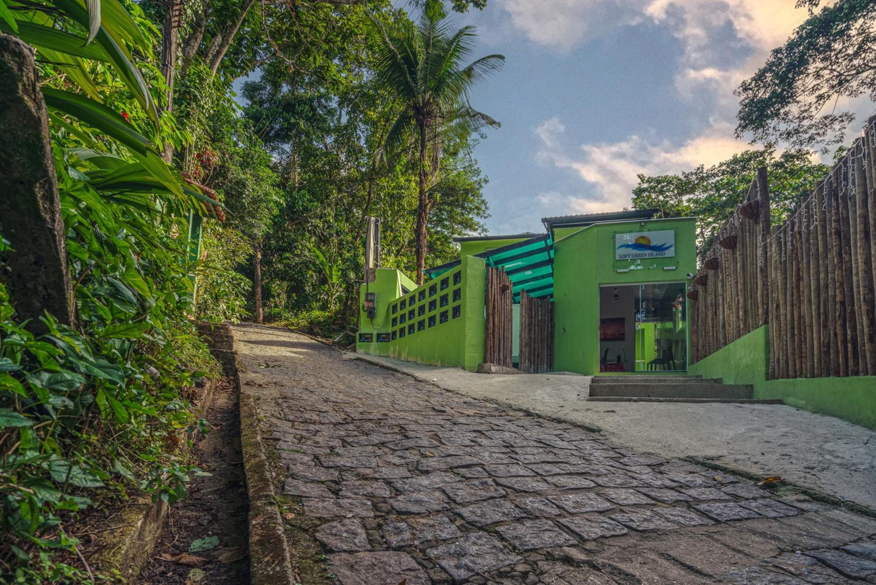 LOFTS GREEN ISLAND, Abraão