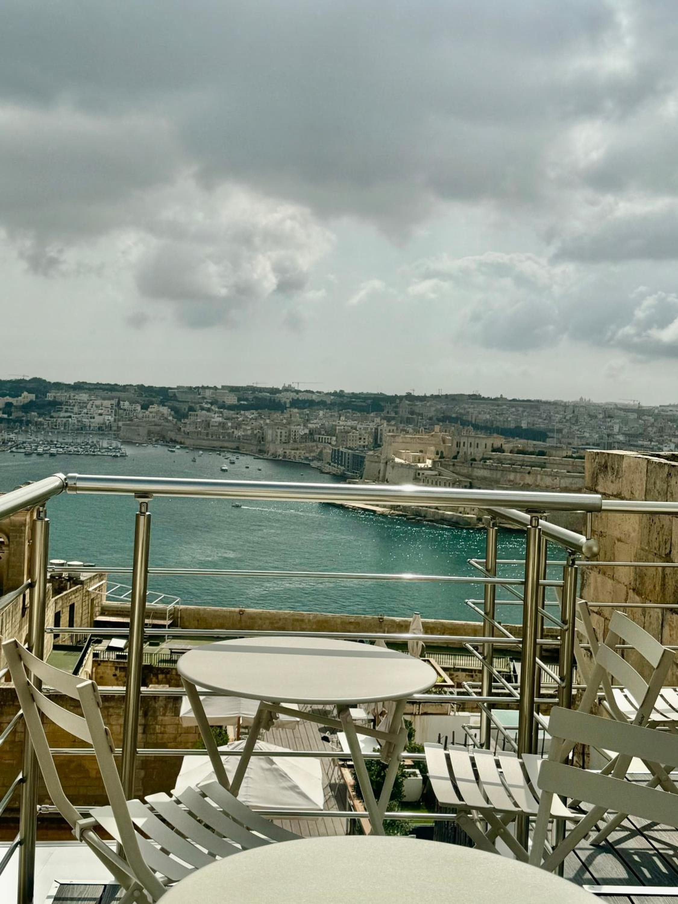 Paulos Valletta, Valletta