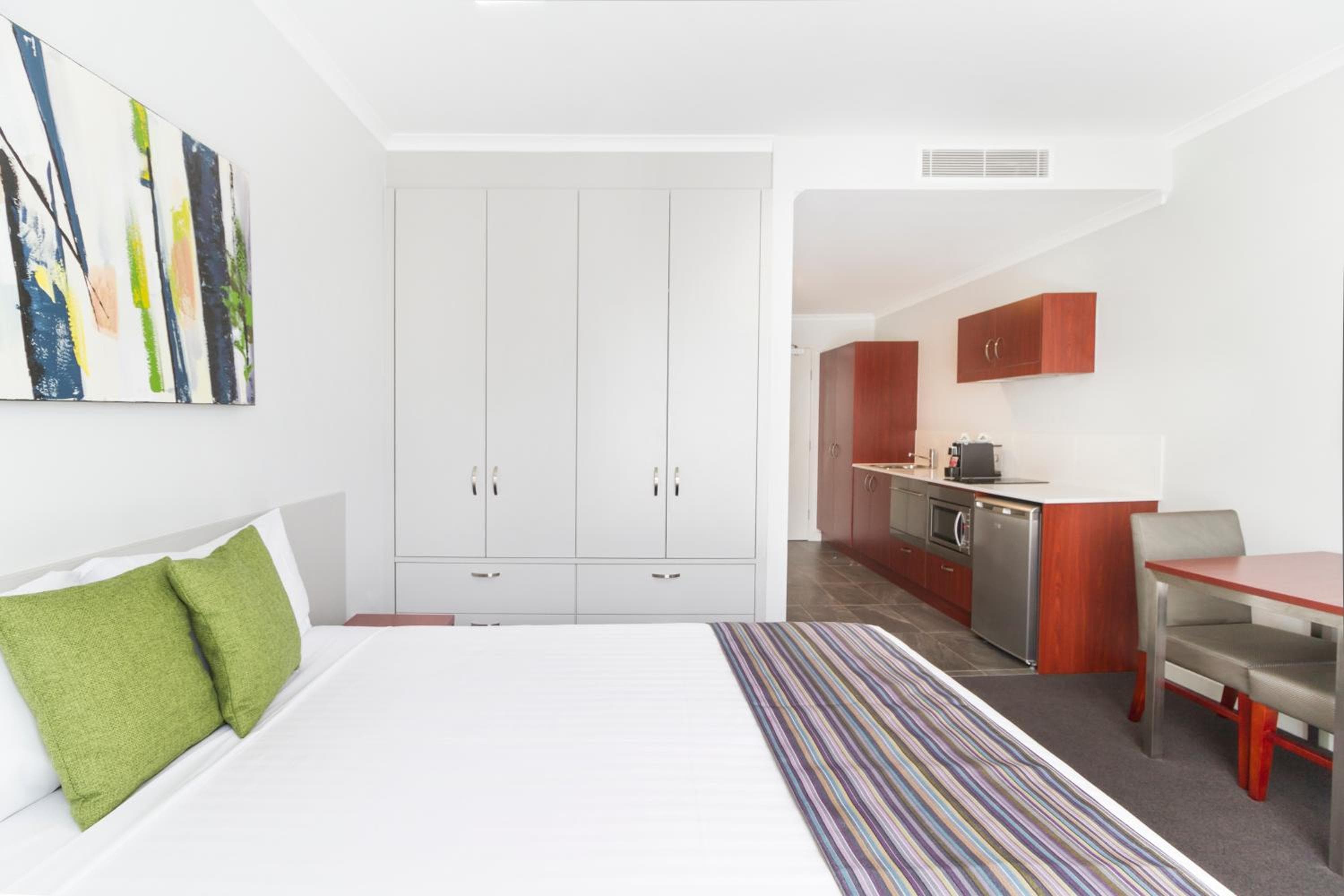 Punthill Narrabundah, Canberra, photo 5
