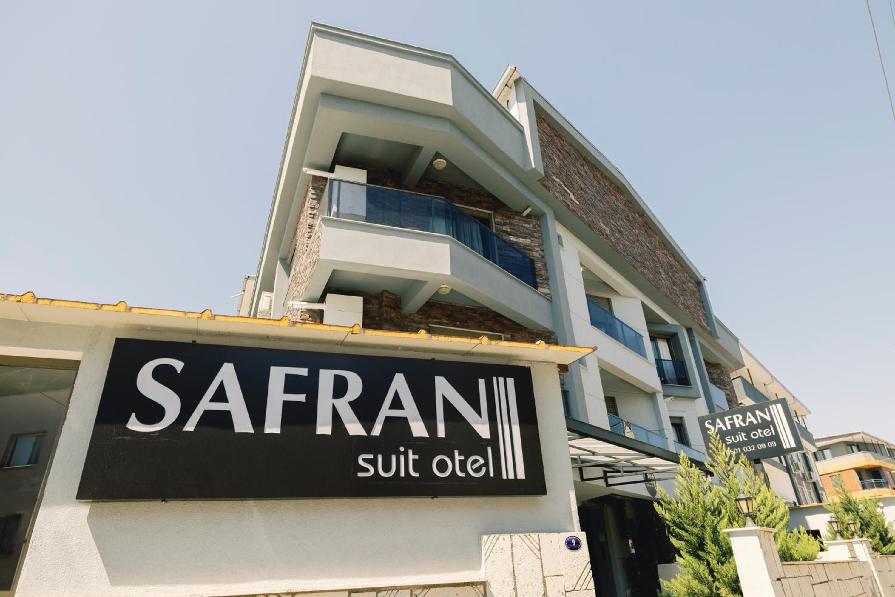 Safran Suit Otel, Buca