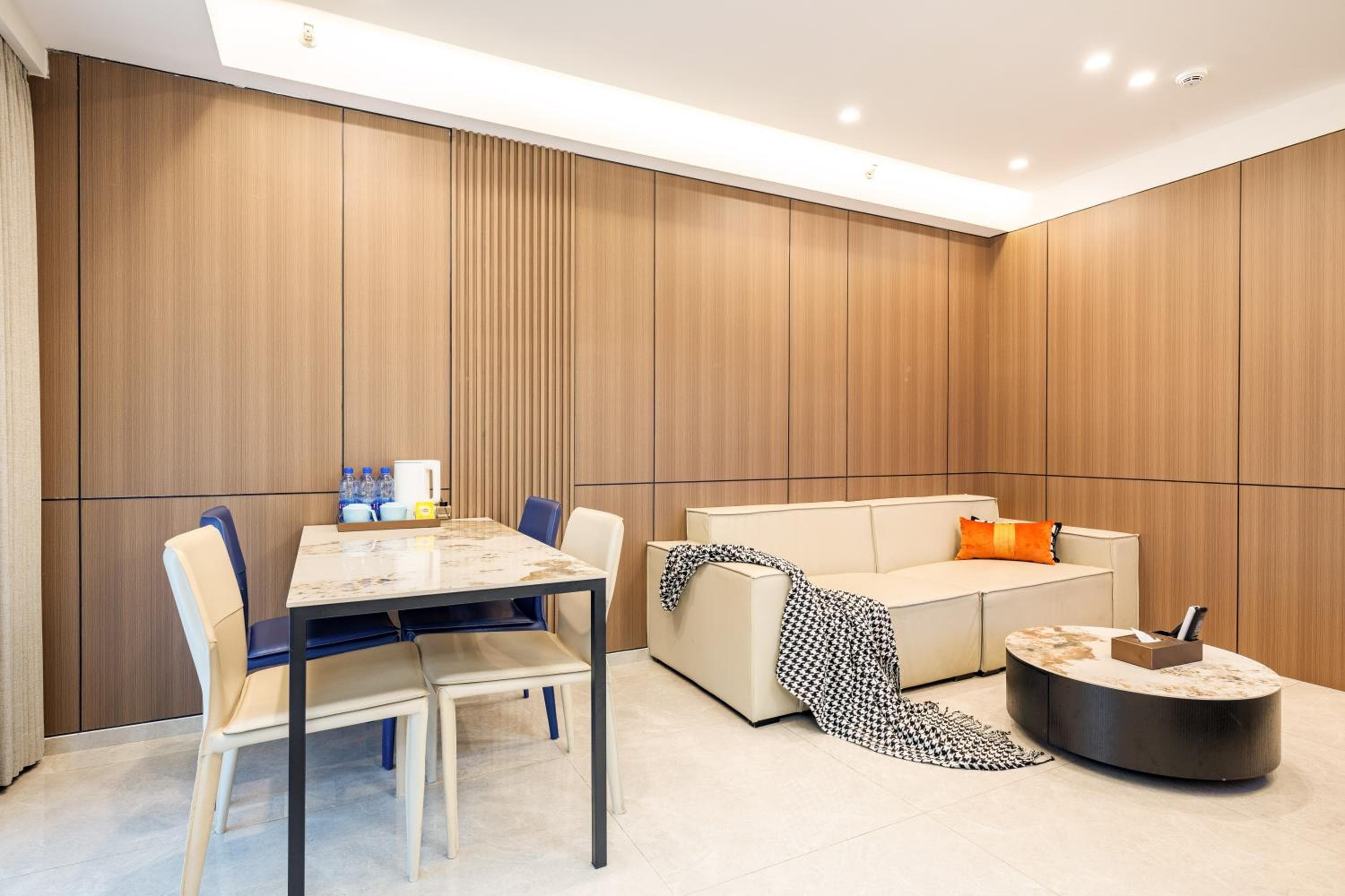 Excellence International Apartment Convention & Exhibition Center, Shenzhen, photo 4